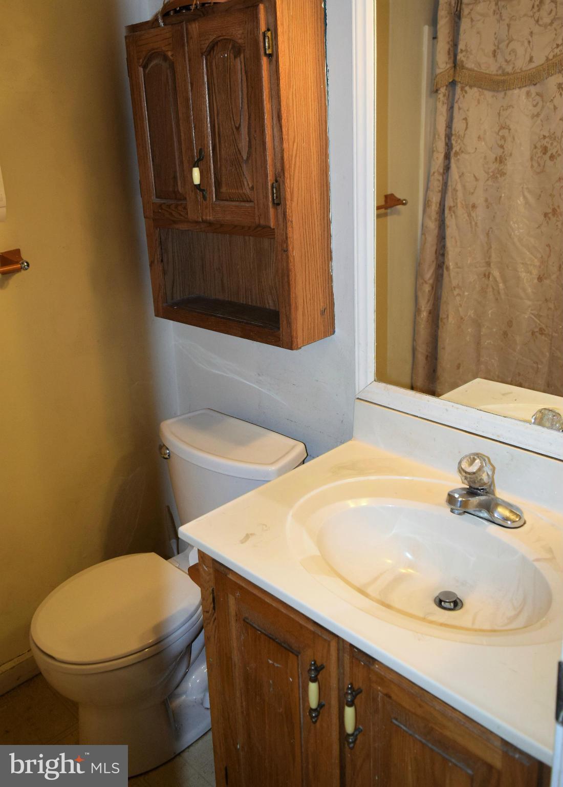 SIGNAL HILL - Residential Lease