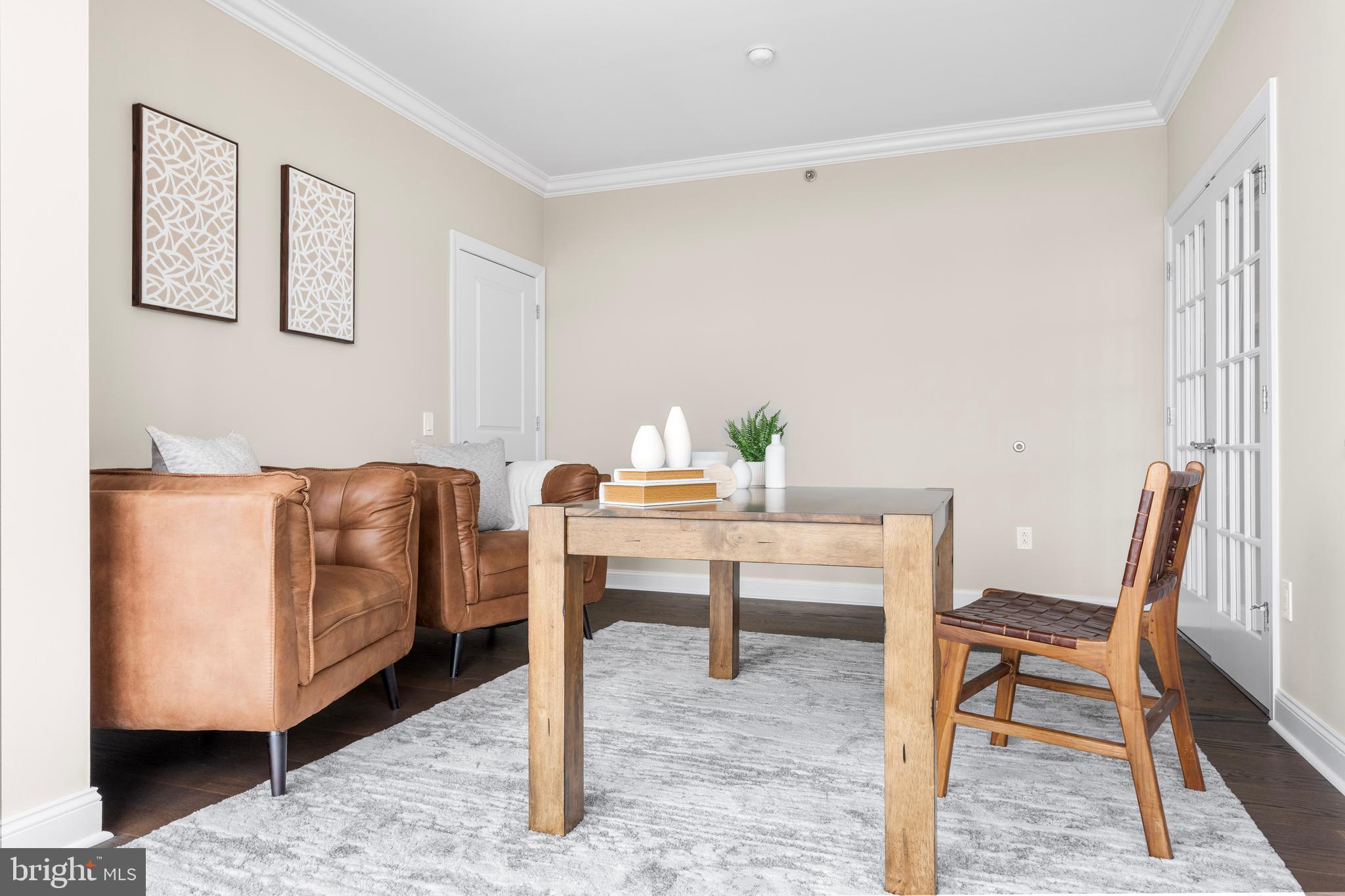 AVENUE OF THE ARTS - Residential