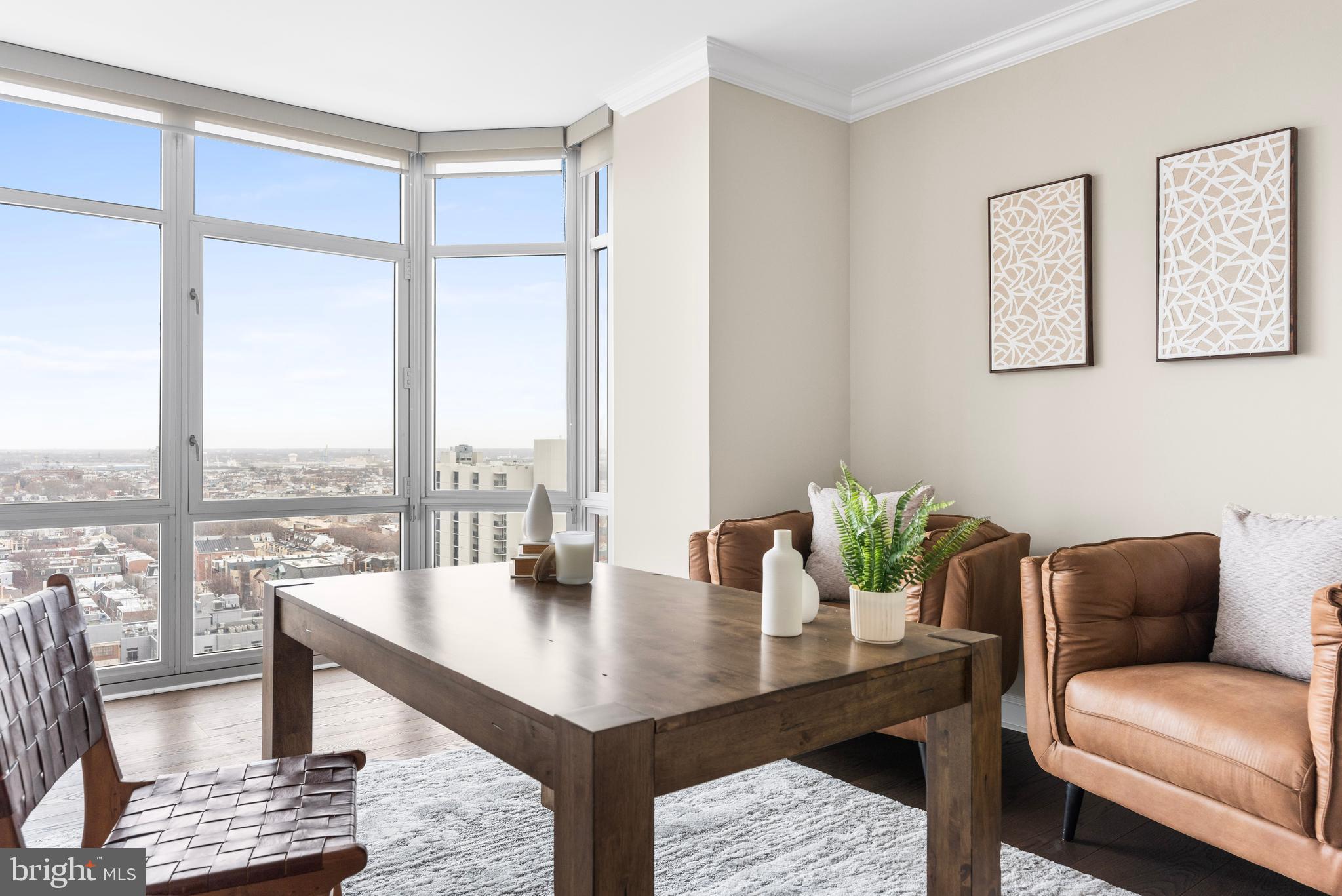 AVENUE OF THE ARTS - Residential