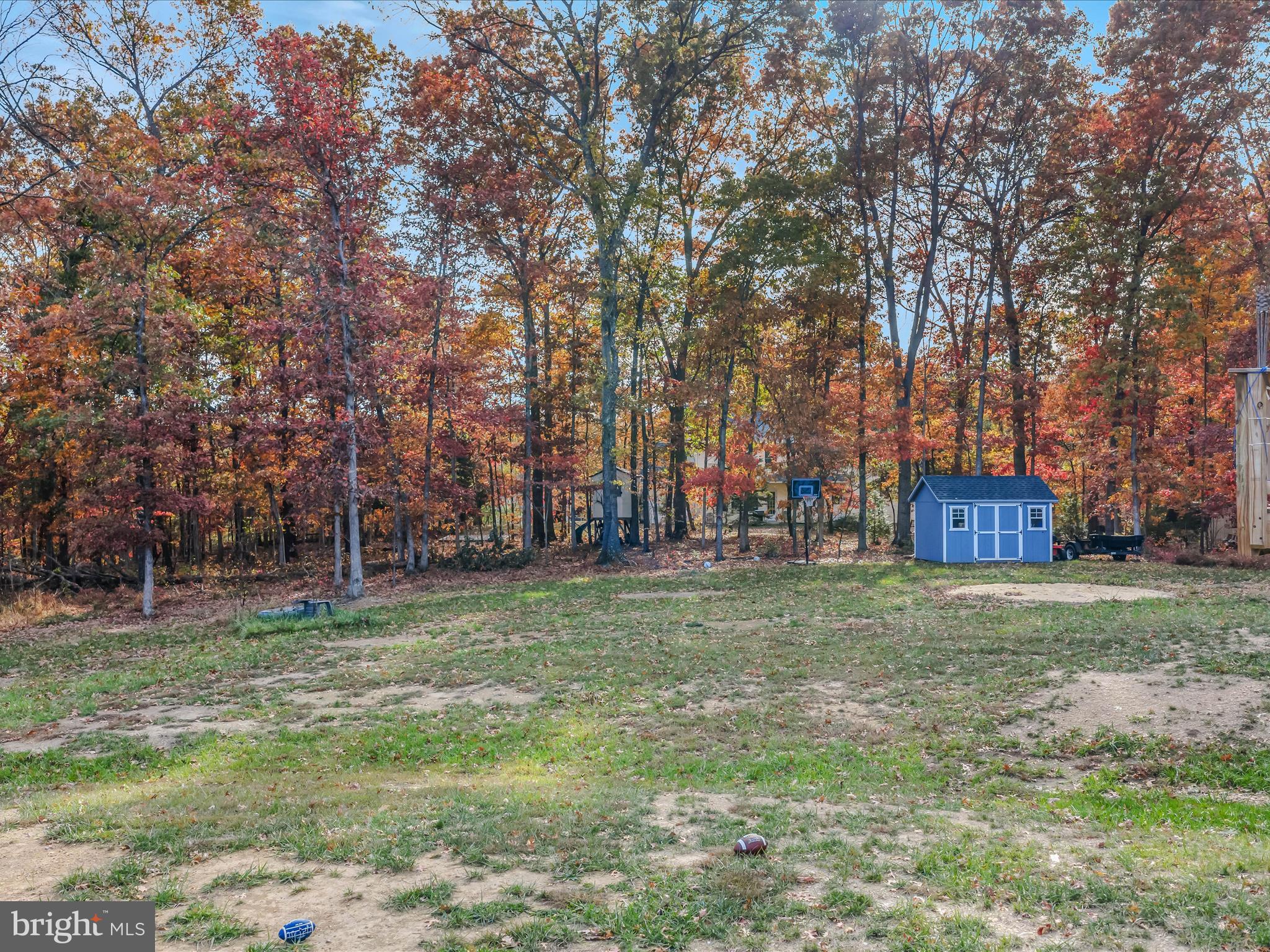 MIDDLE CREEK MANOR - Residential