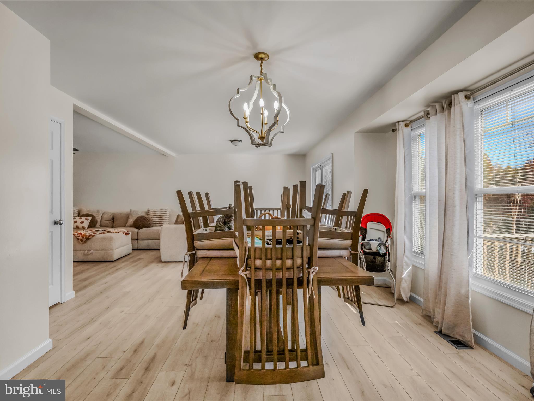 MIDDLE CREEK MANOR - Residential