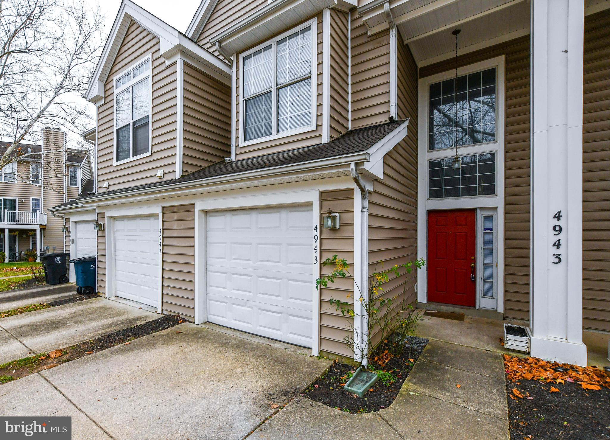 KINGS COUNCIL CONDO - Residential