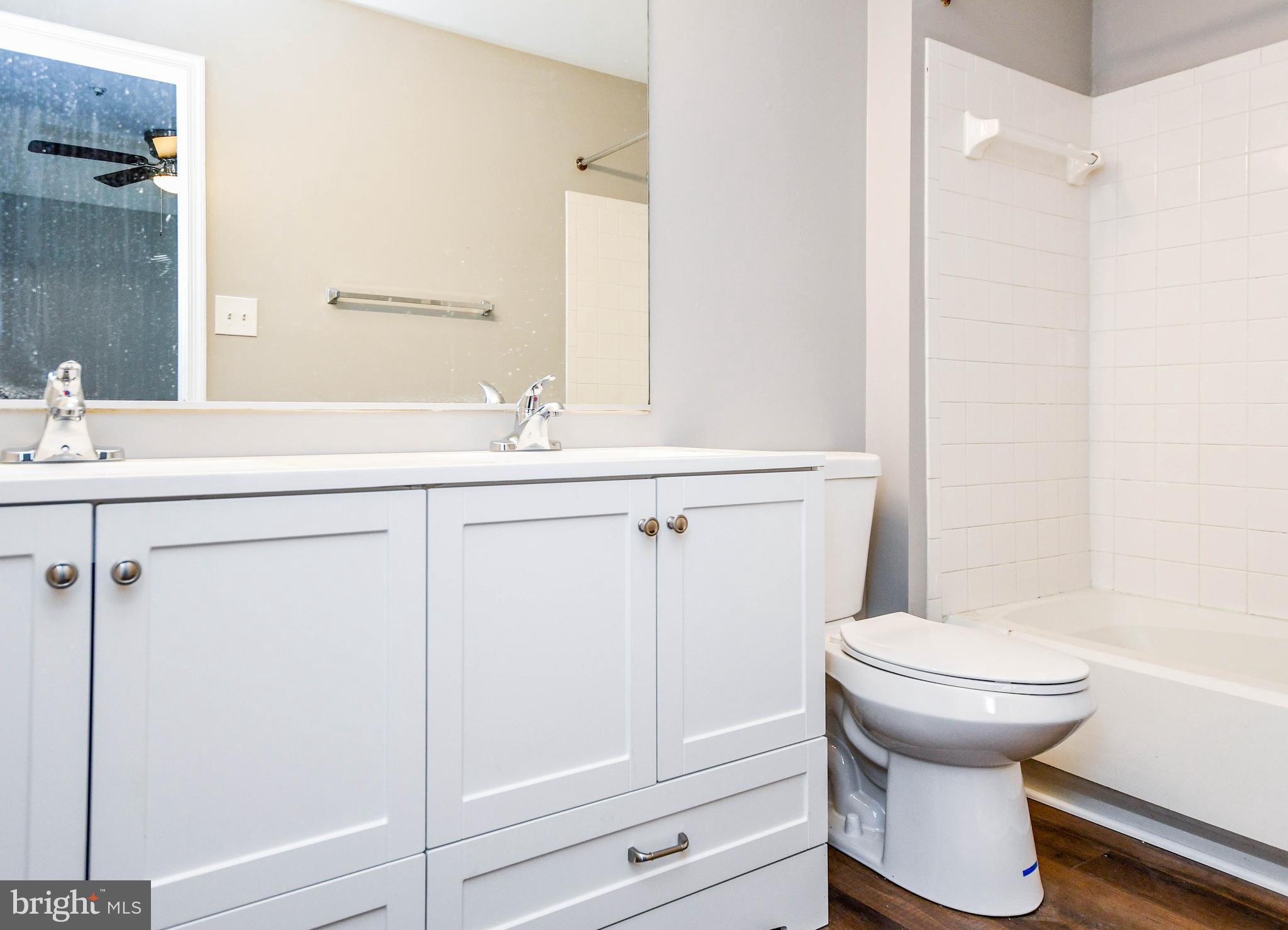 KINGS COUNCIL CONDO - Residential