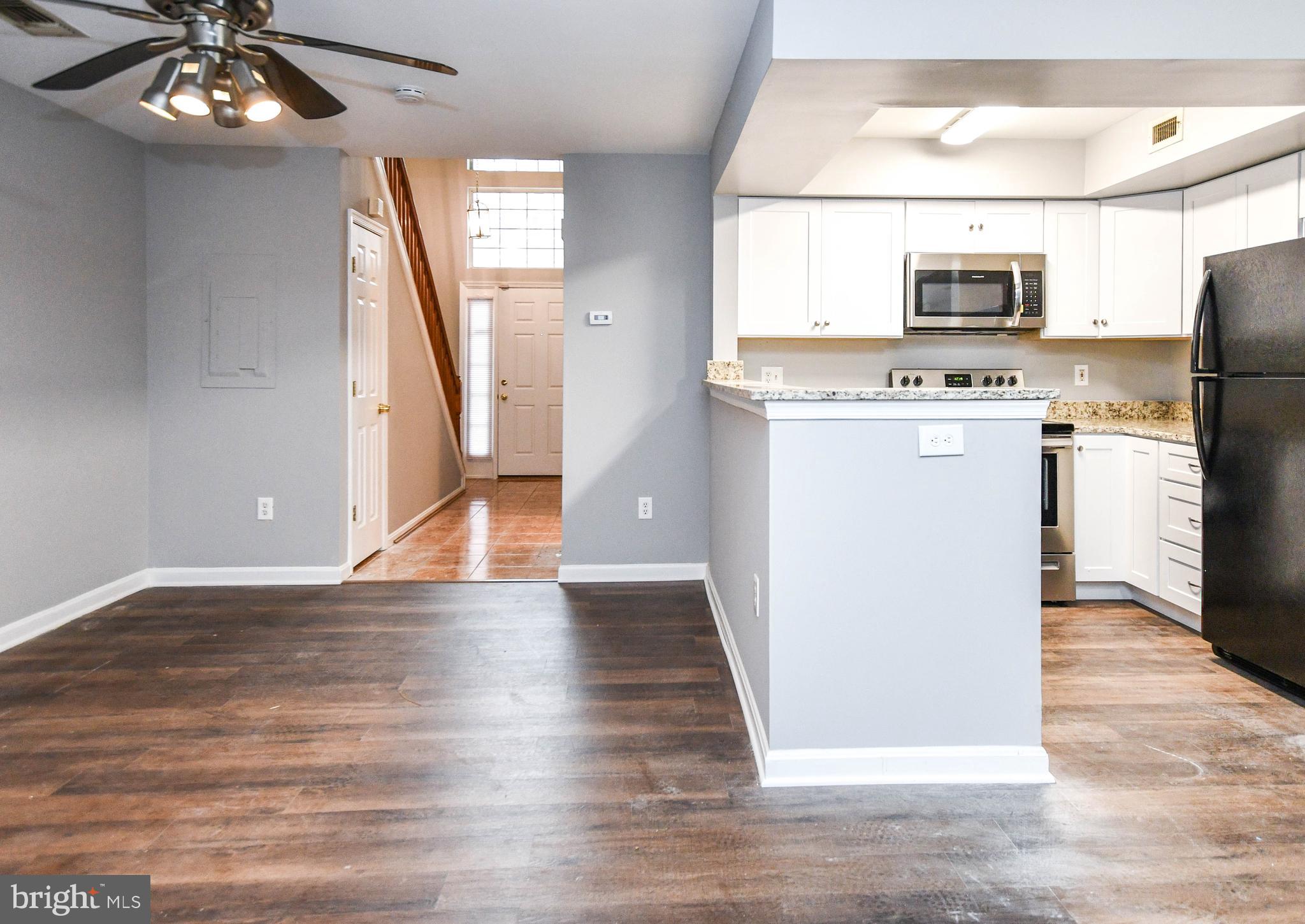 KINGS COUNCIL CONDO - Residential