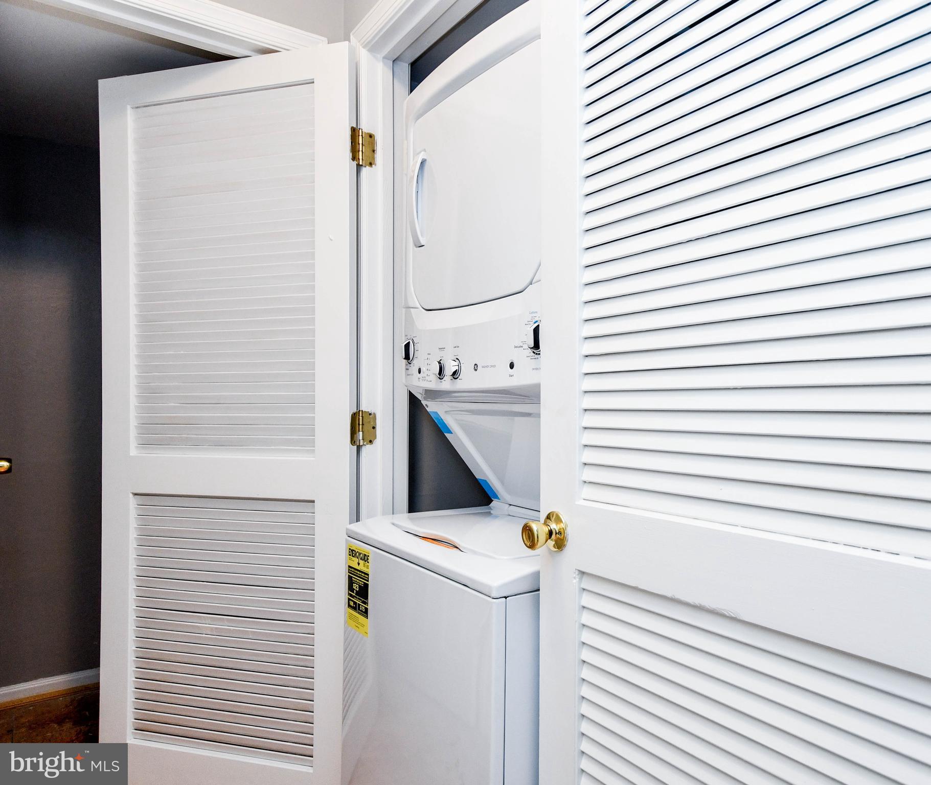 KINGS COUNCIL CONDO - Residential