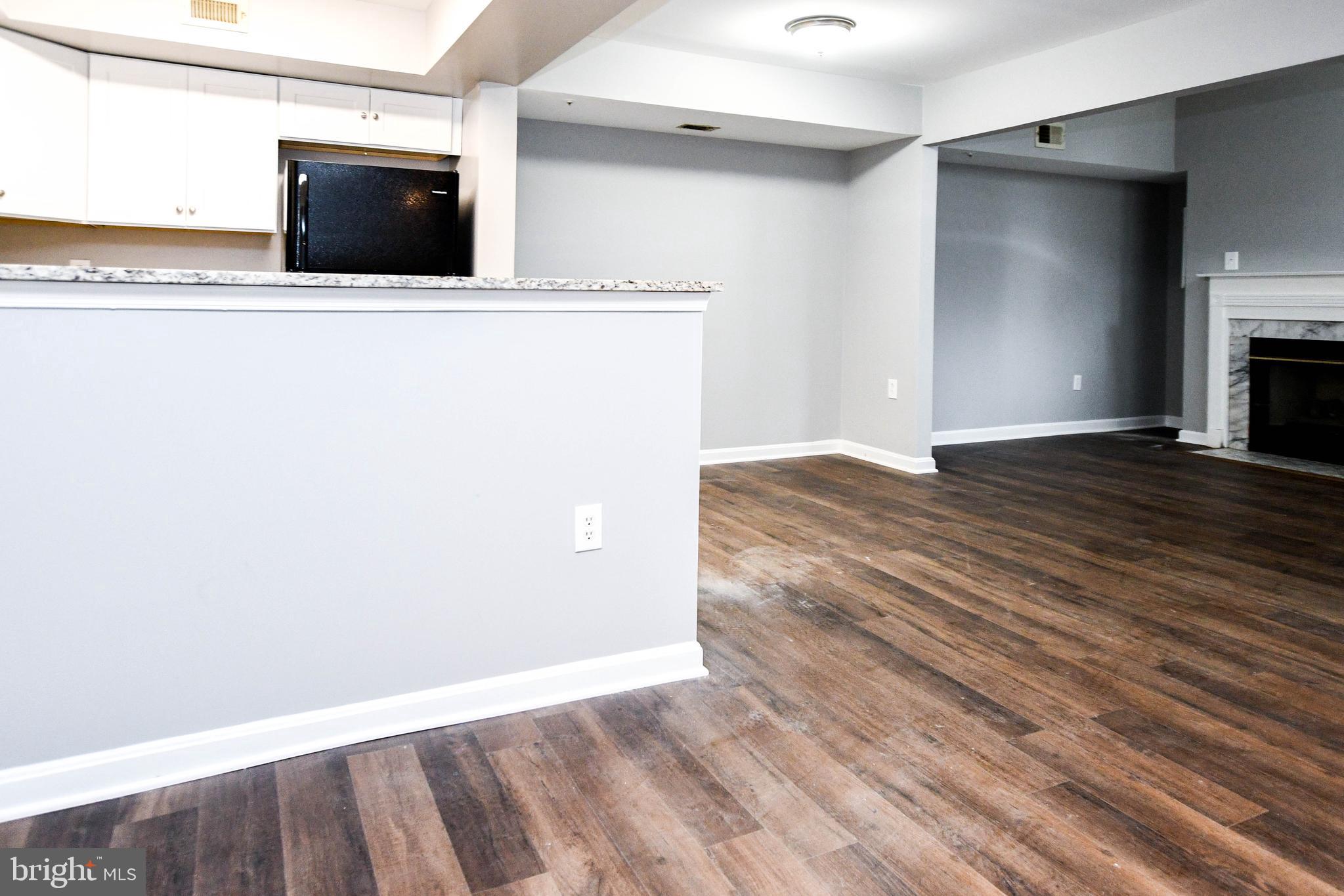 KINGS COUNCIL CONDO - Residential