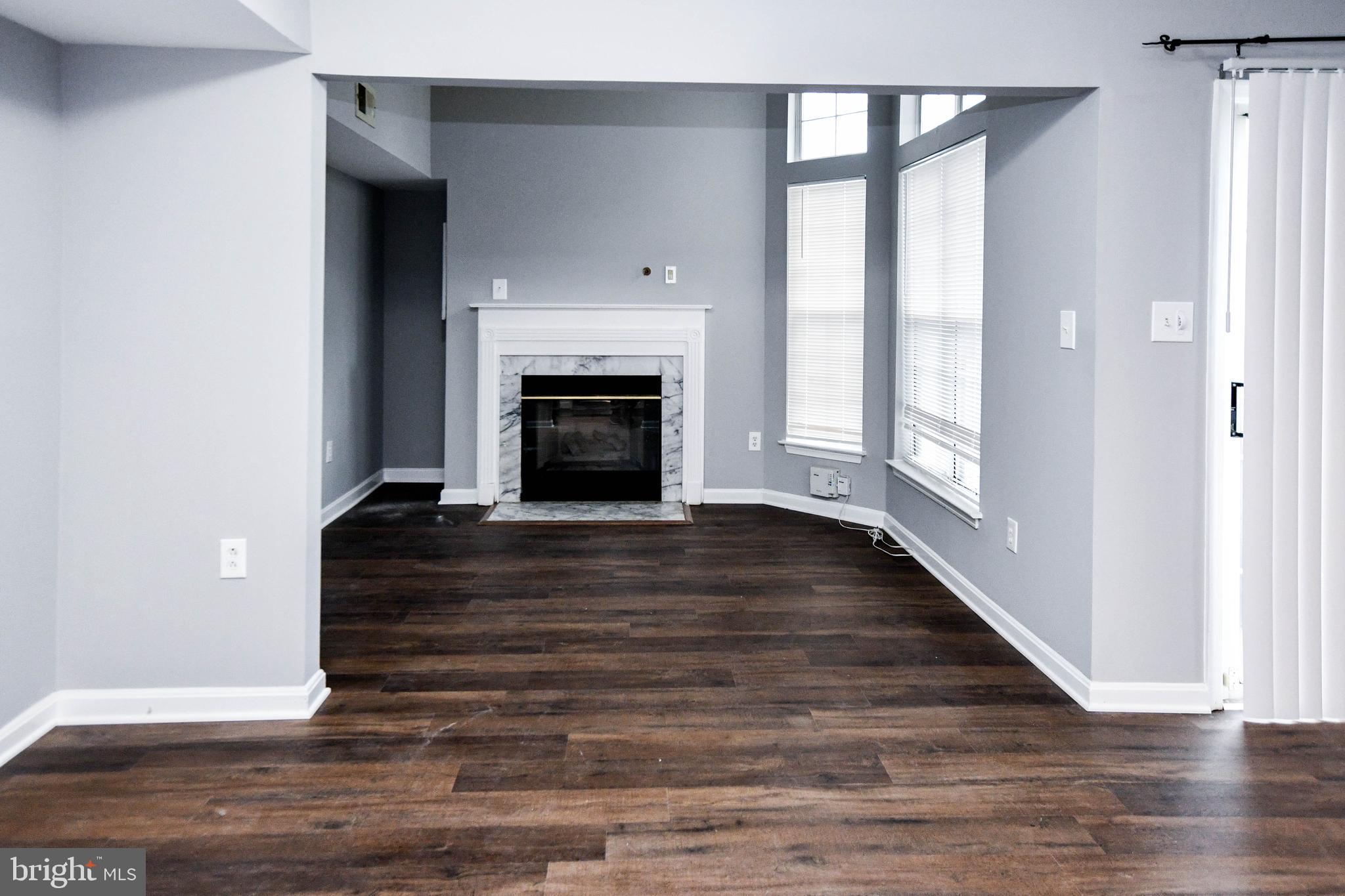 KINGS COUNCIL CONDO - Residential