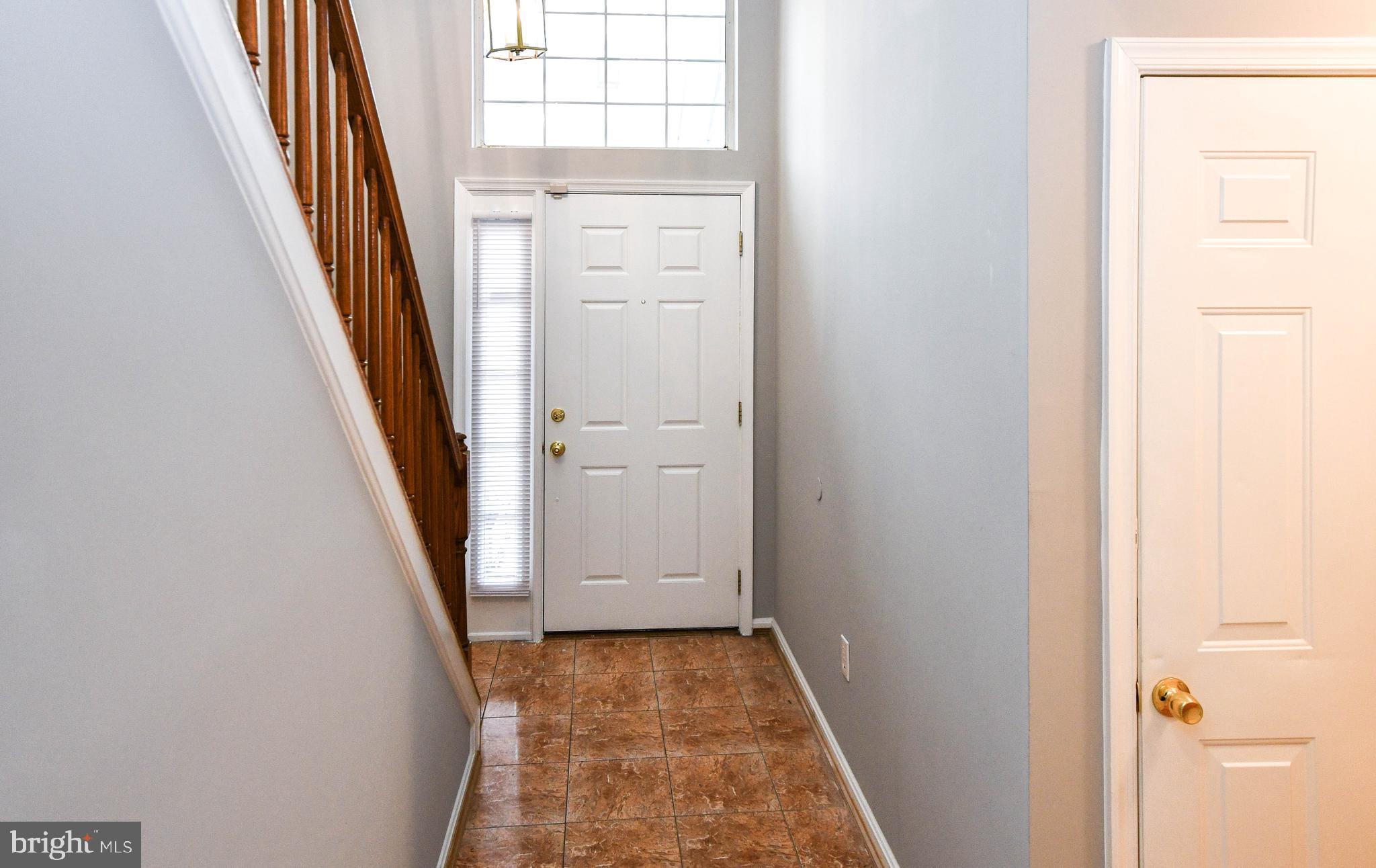 KINGS COUNCIL CONDO - Residential