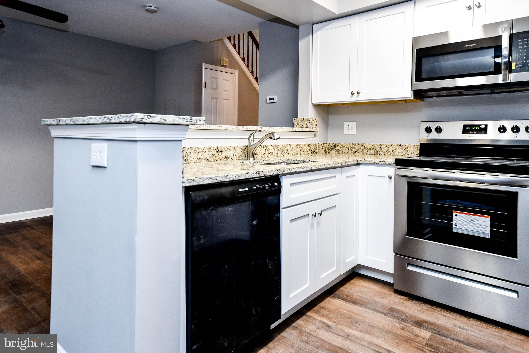 KINGS COUNCIL CONDO - Residential