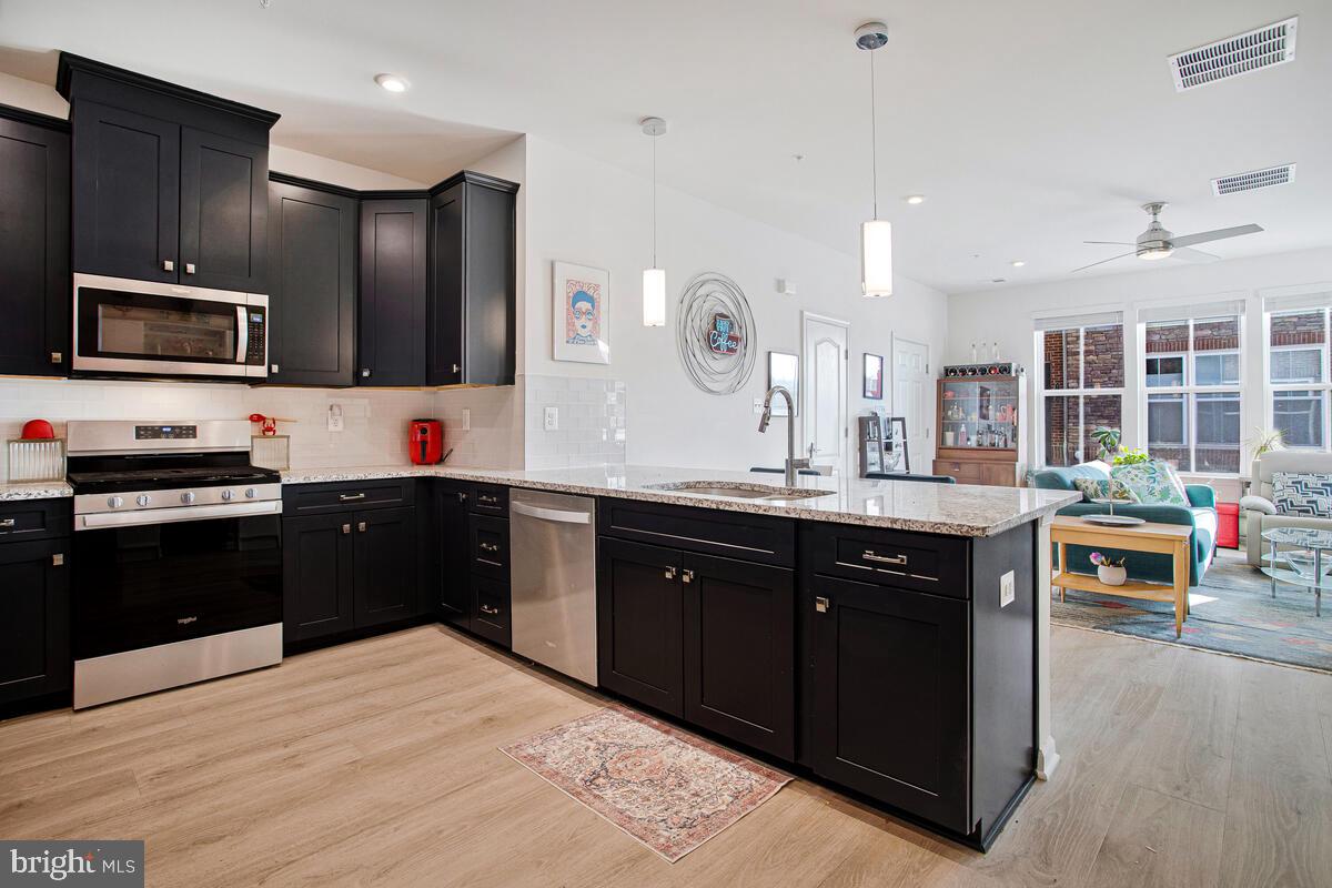 PARKSIDE - Residential