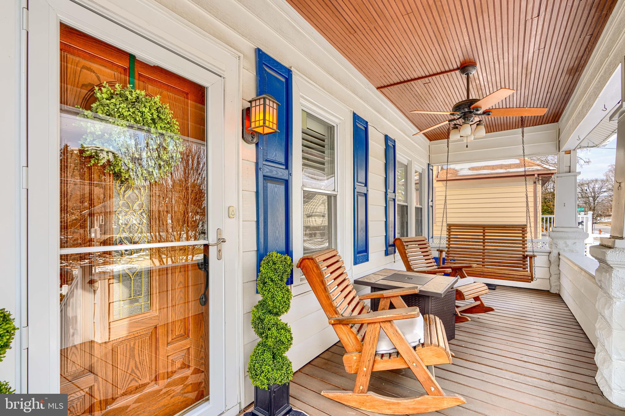 TOWSON MANOR - Residential