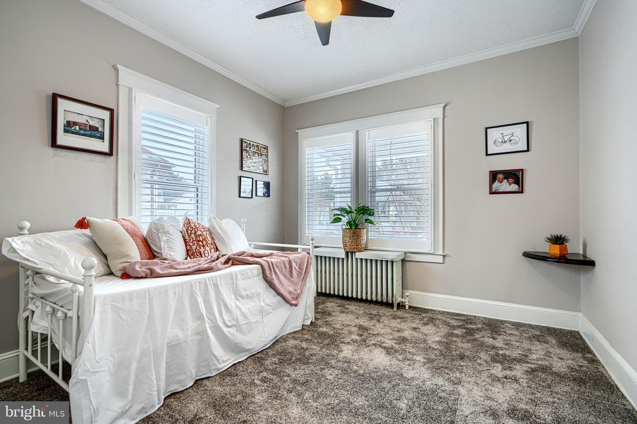 TOWSON MANOR - Residential