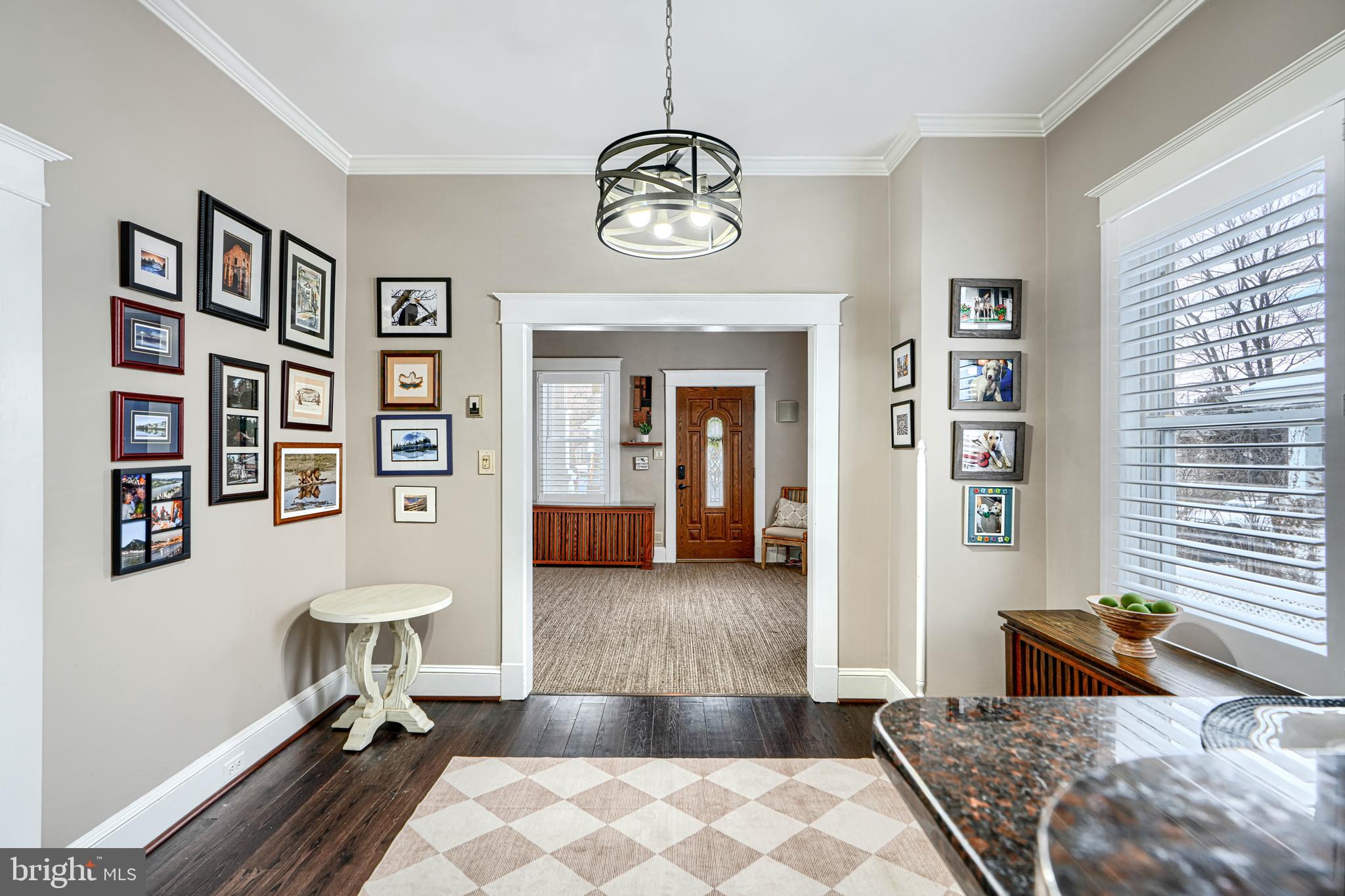 TOWSON MANOR - Residential