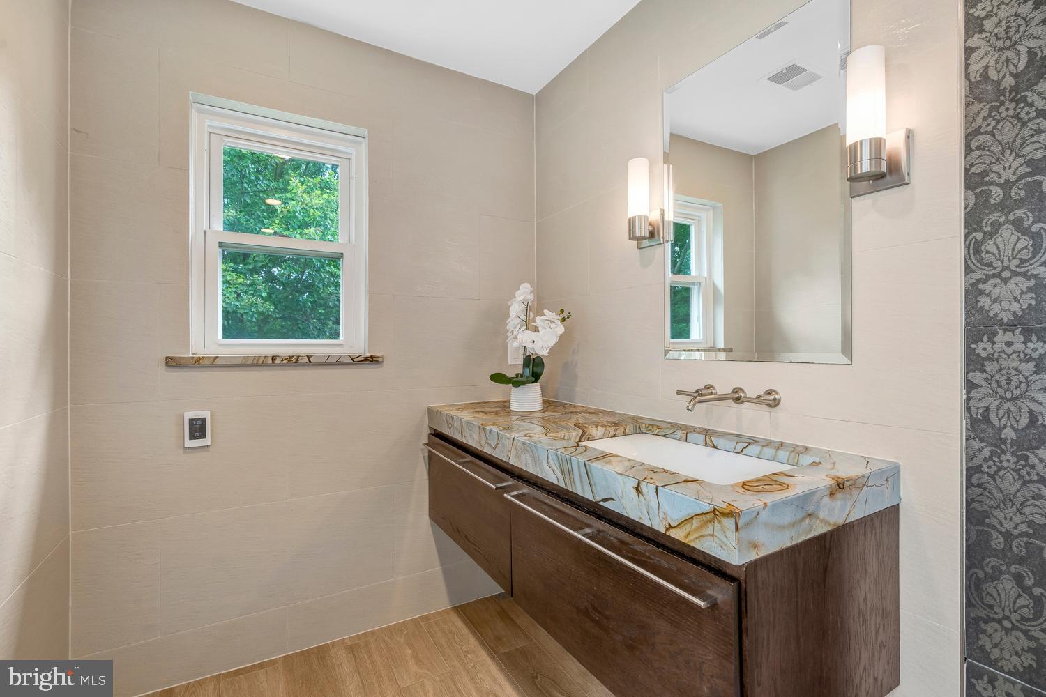 SUGAR CREEK - Residential