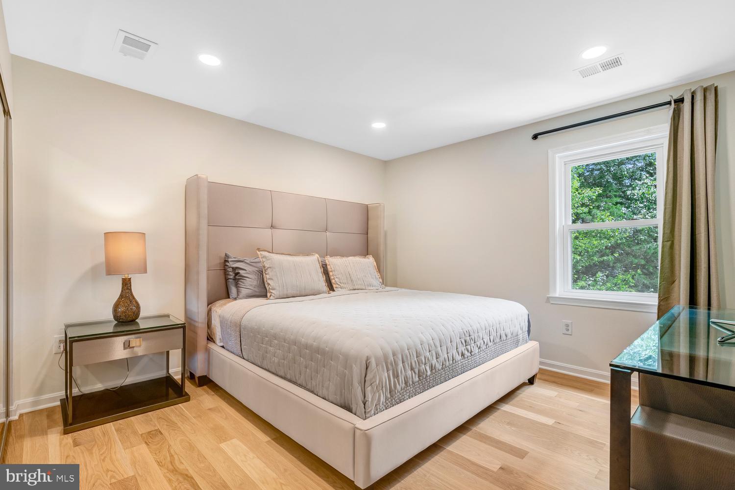 SUGAR CREEK - Residential