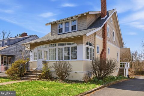 Homes For Sale - 236 Green Street<br/> DOYLESTOWN, PA 18901