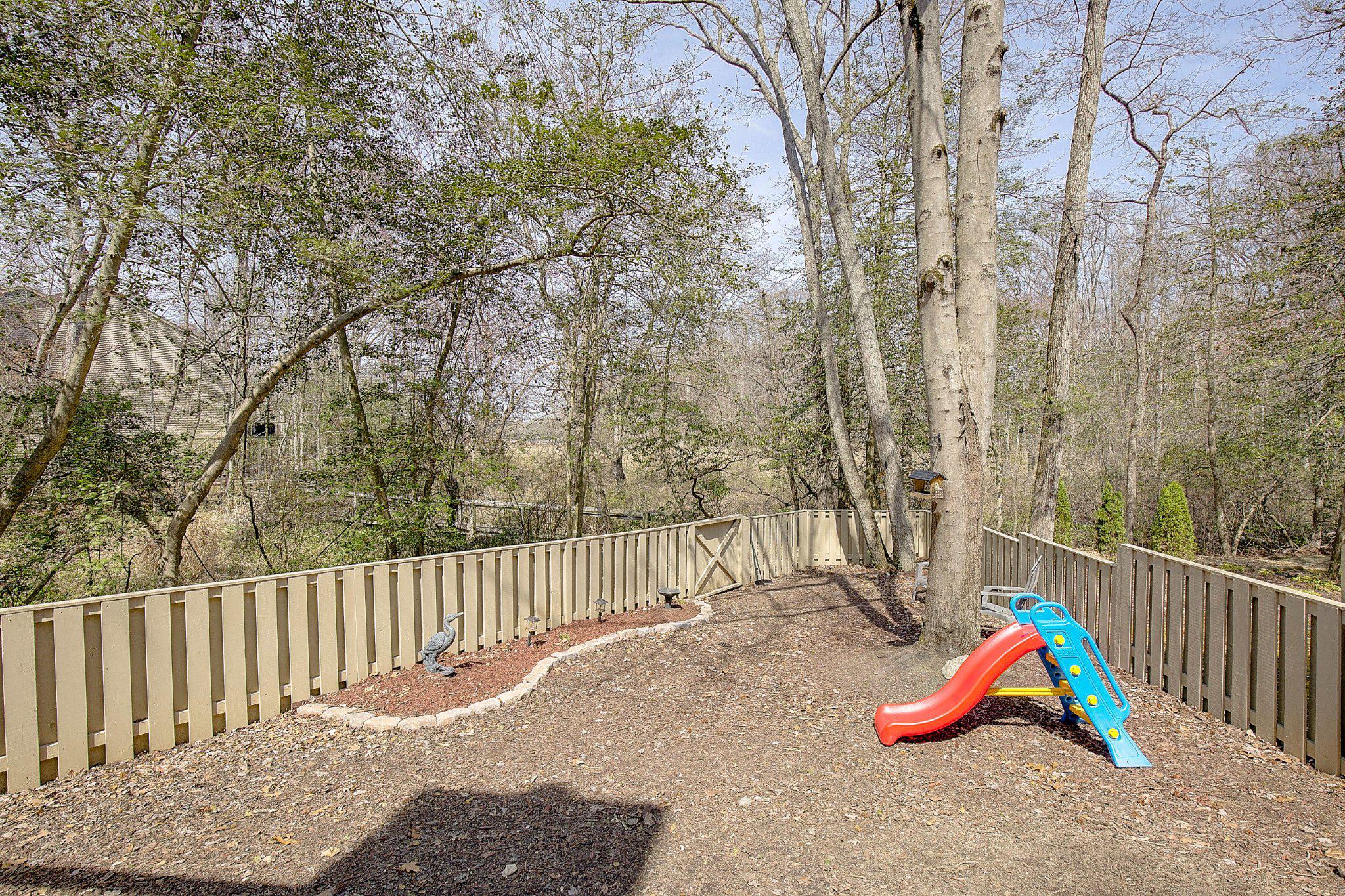 WOODS LANDING - Residential