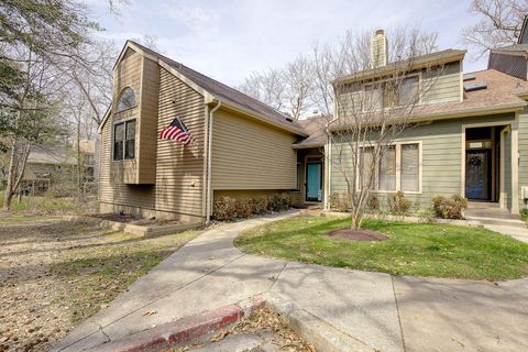 Townhouse For Sale - 566 Fox Paw Trl Trail<br/> ANNAPOLIS, MD 21409