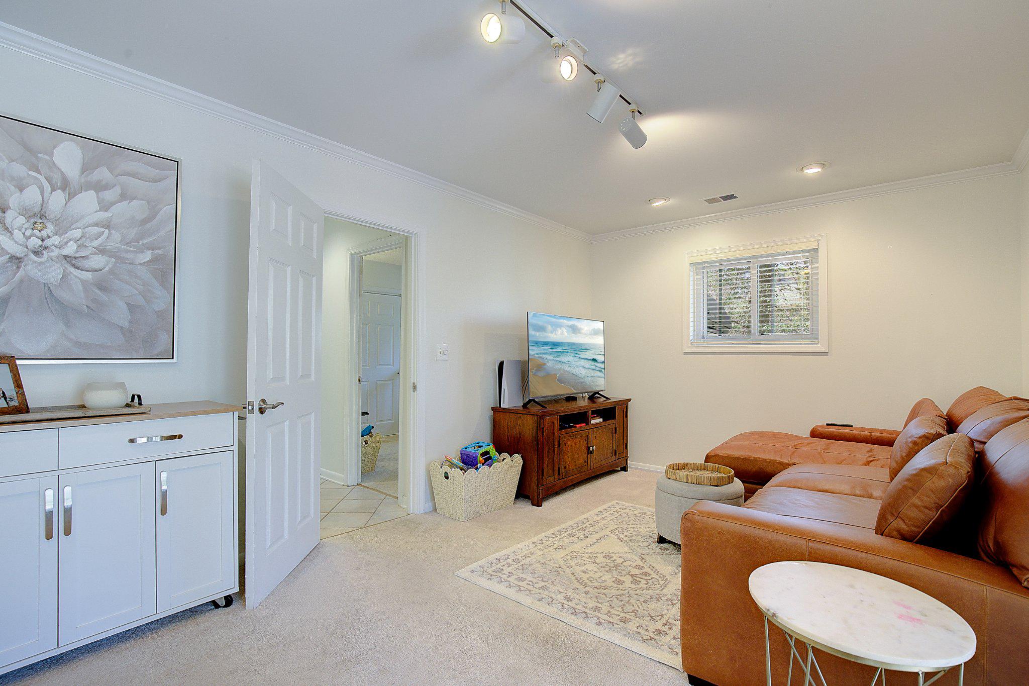 WOODS LANDING - Residential