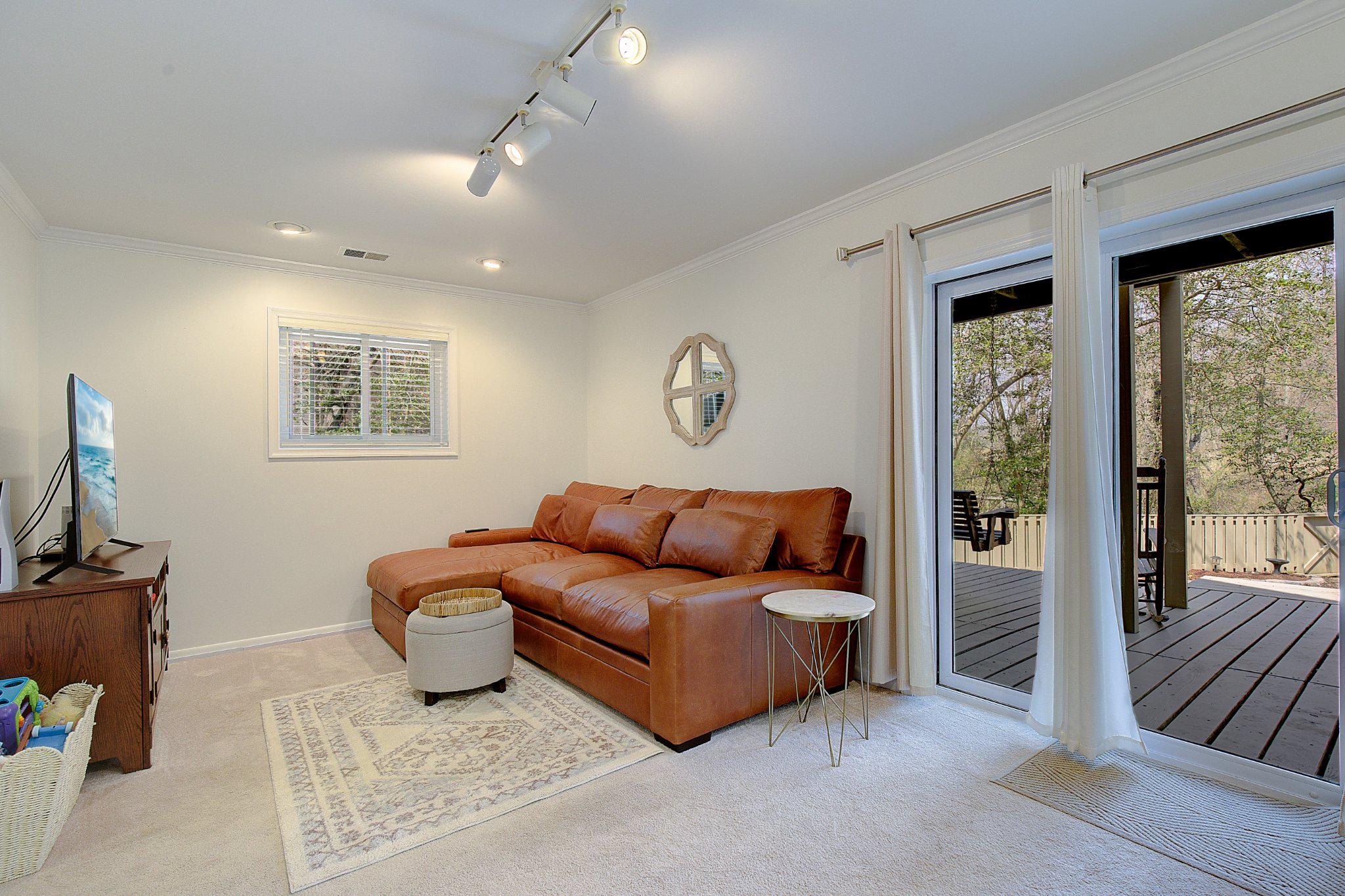 WOODS LANDING - Residential