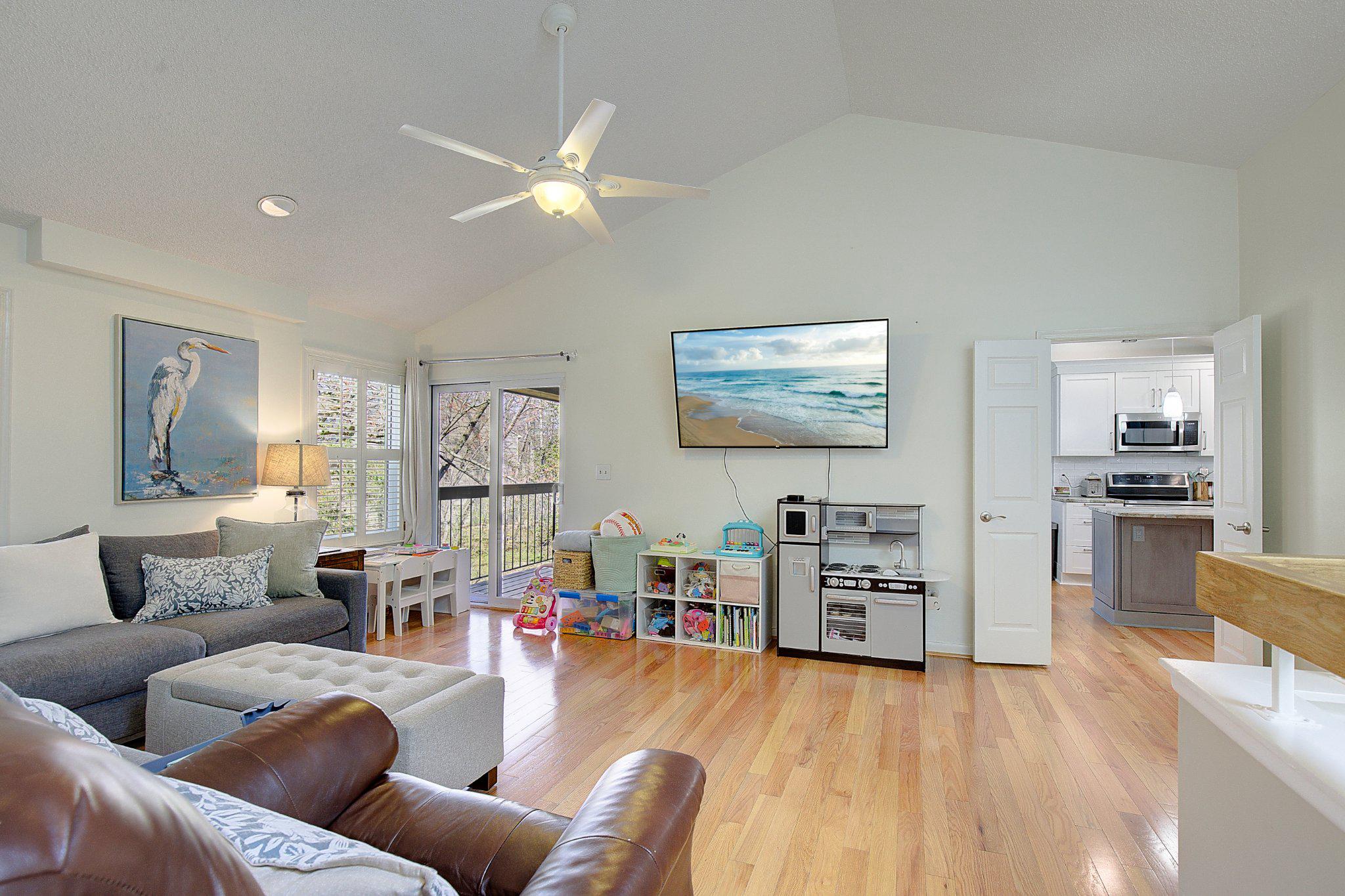 WOODS LANDING - Residential