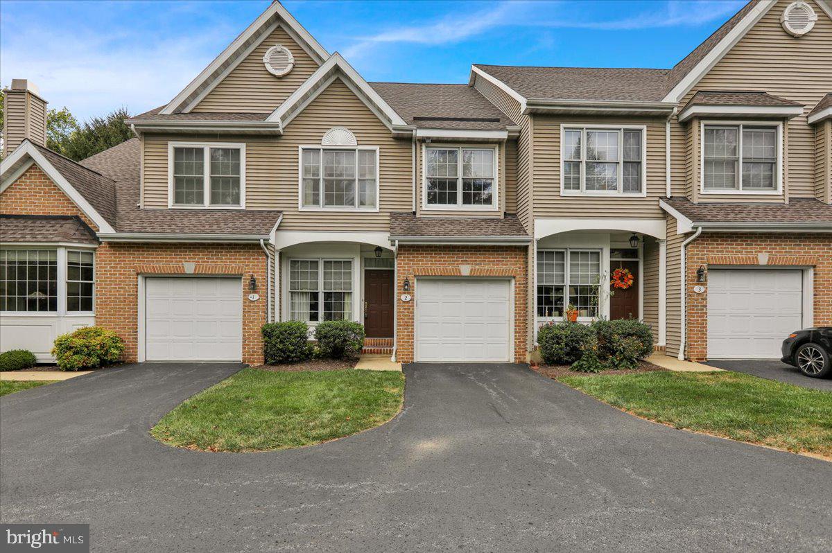 WYOMISSING COURT - Residential