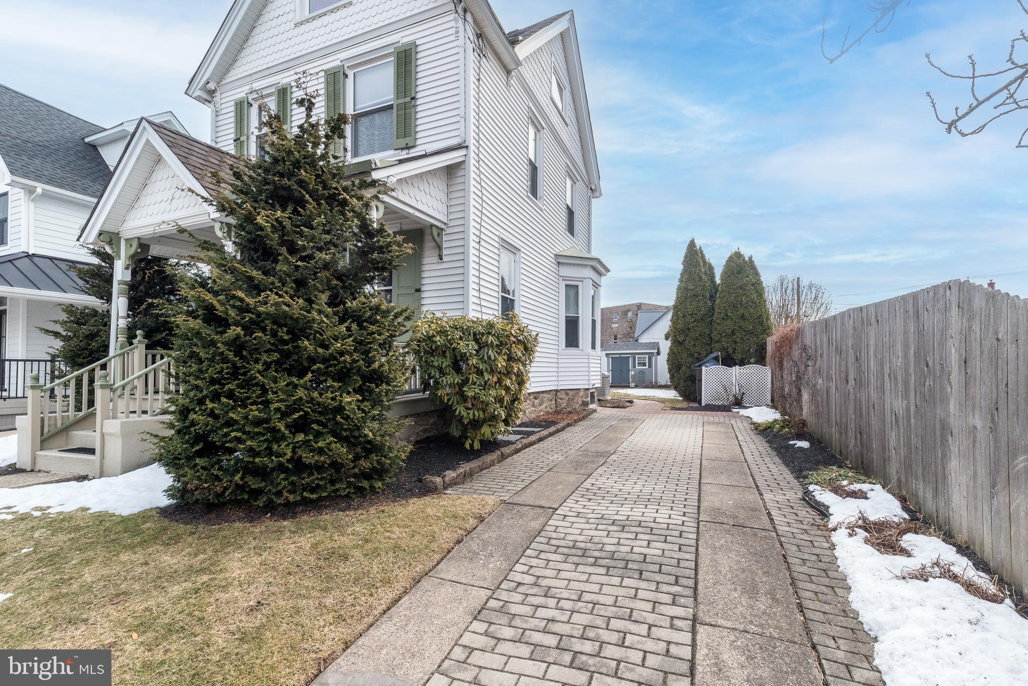 DOYLESTOWN BORO - Residential