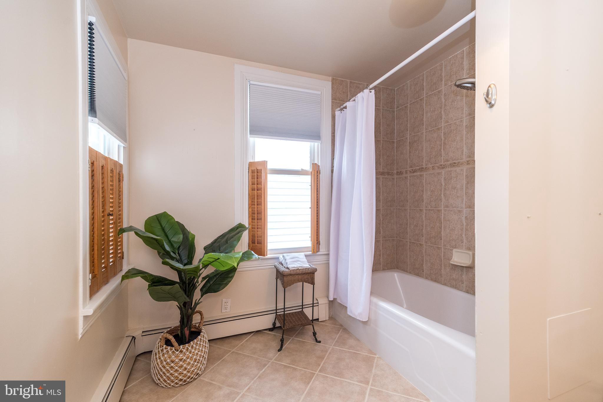 DOYLESTOWN BORO - Residential