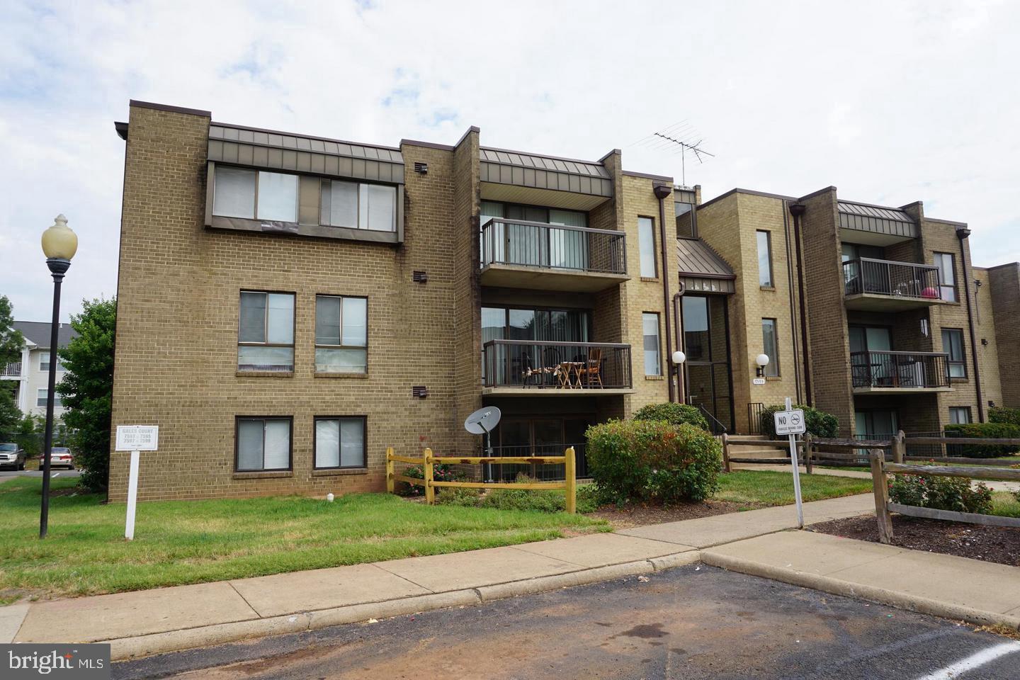 SUMMERTREE - Residential