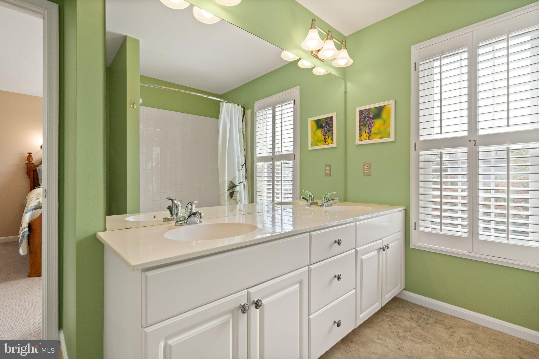 EXETER - Residential