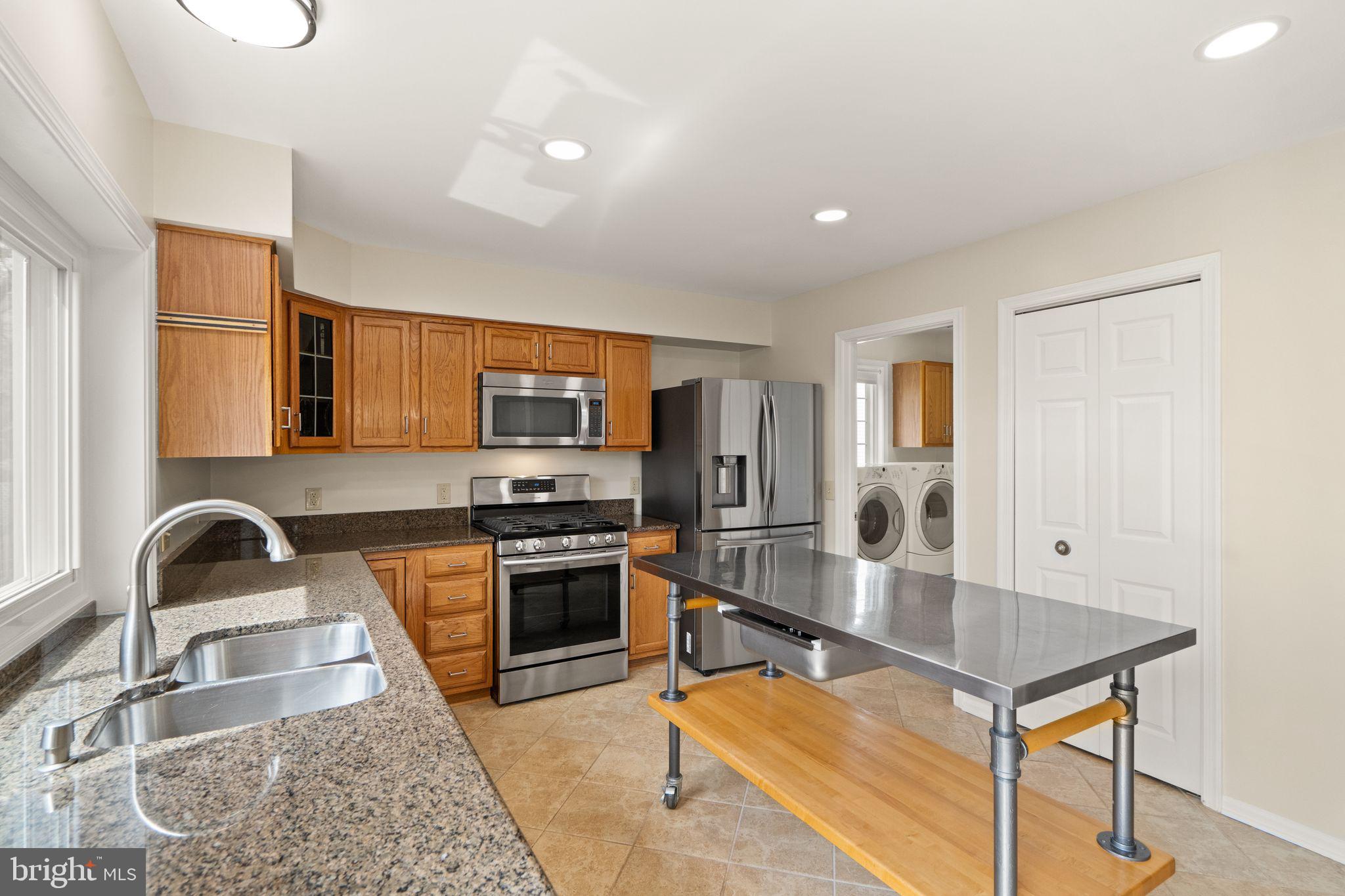 EXETER - Residential