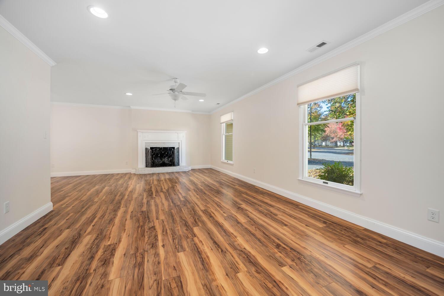 SOUTH BEECHWOOD - Residential