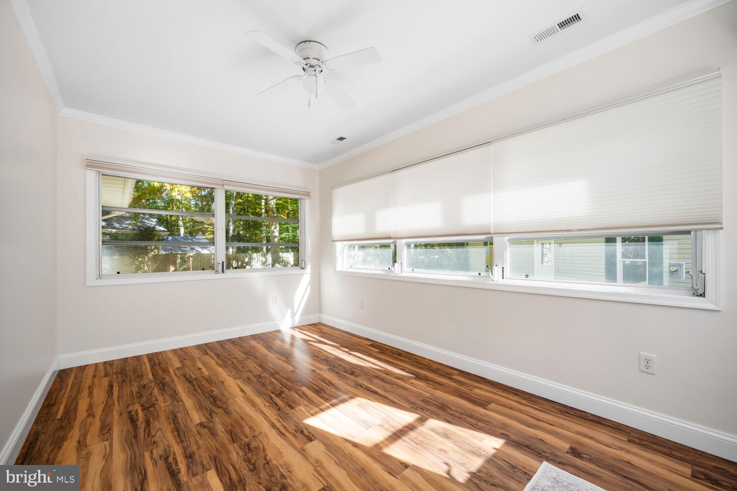 SOUTH BEECHWOOD - Residential