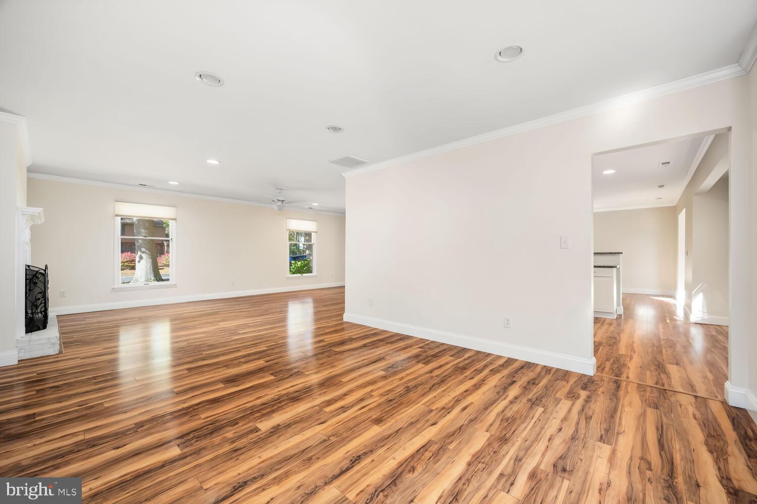 SOUTH BEECHWOOD - Residential