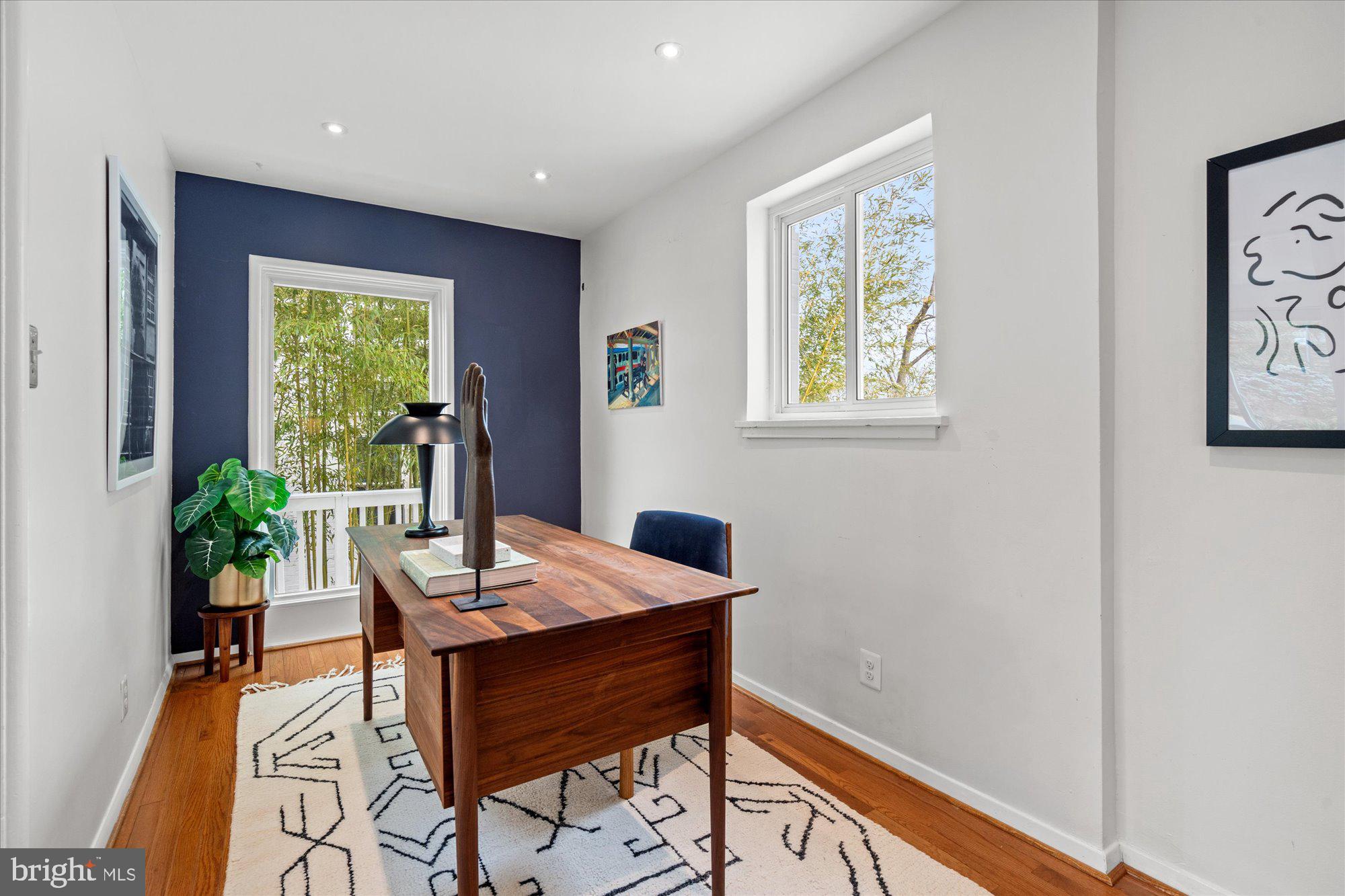 MONTICELLO PARK - Residential