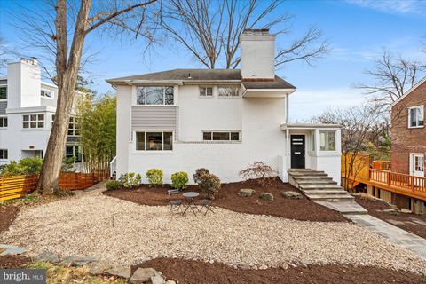 2917 ARGYLE DRIVE ALEXANDRIA VA 22305