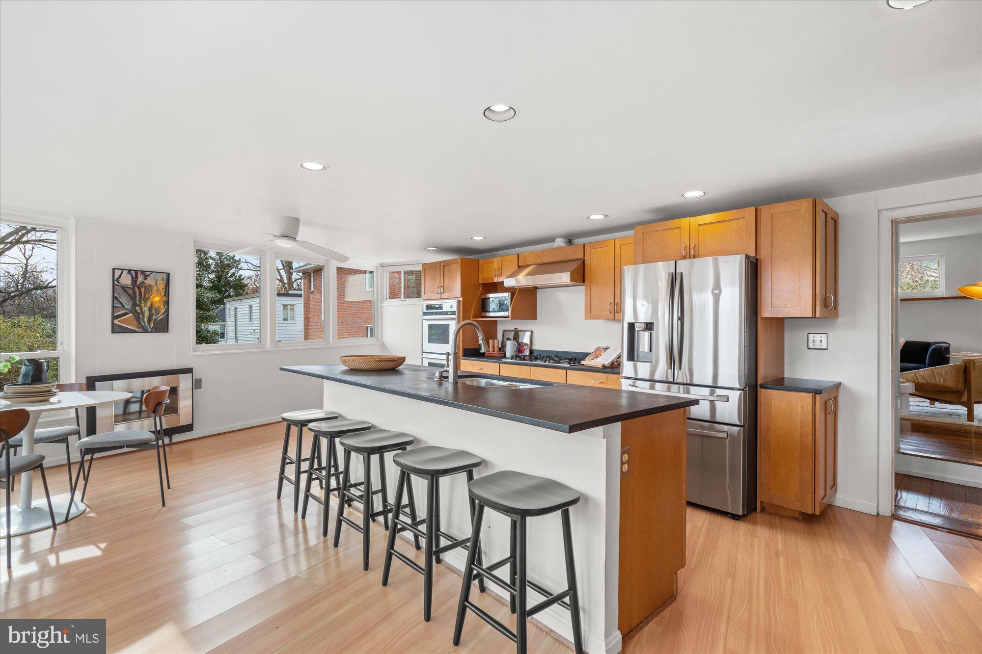 MONTICELLO PARK - Residential