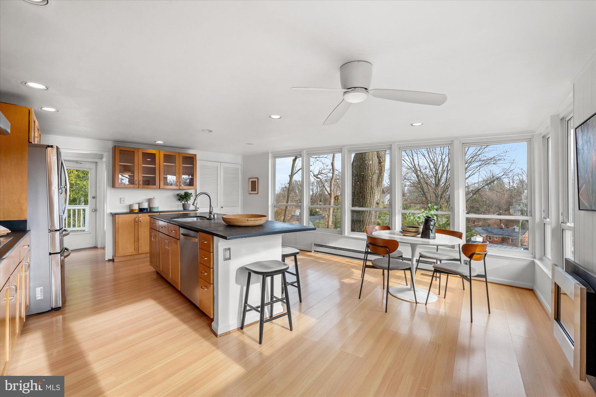 MONTICELLO PARK - Residential