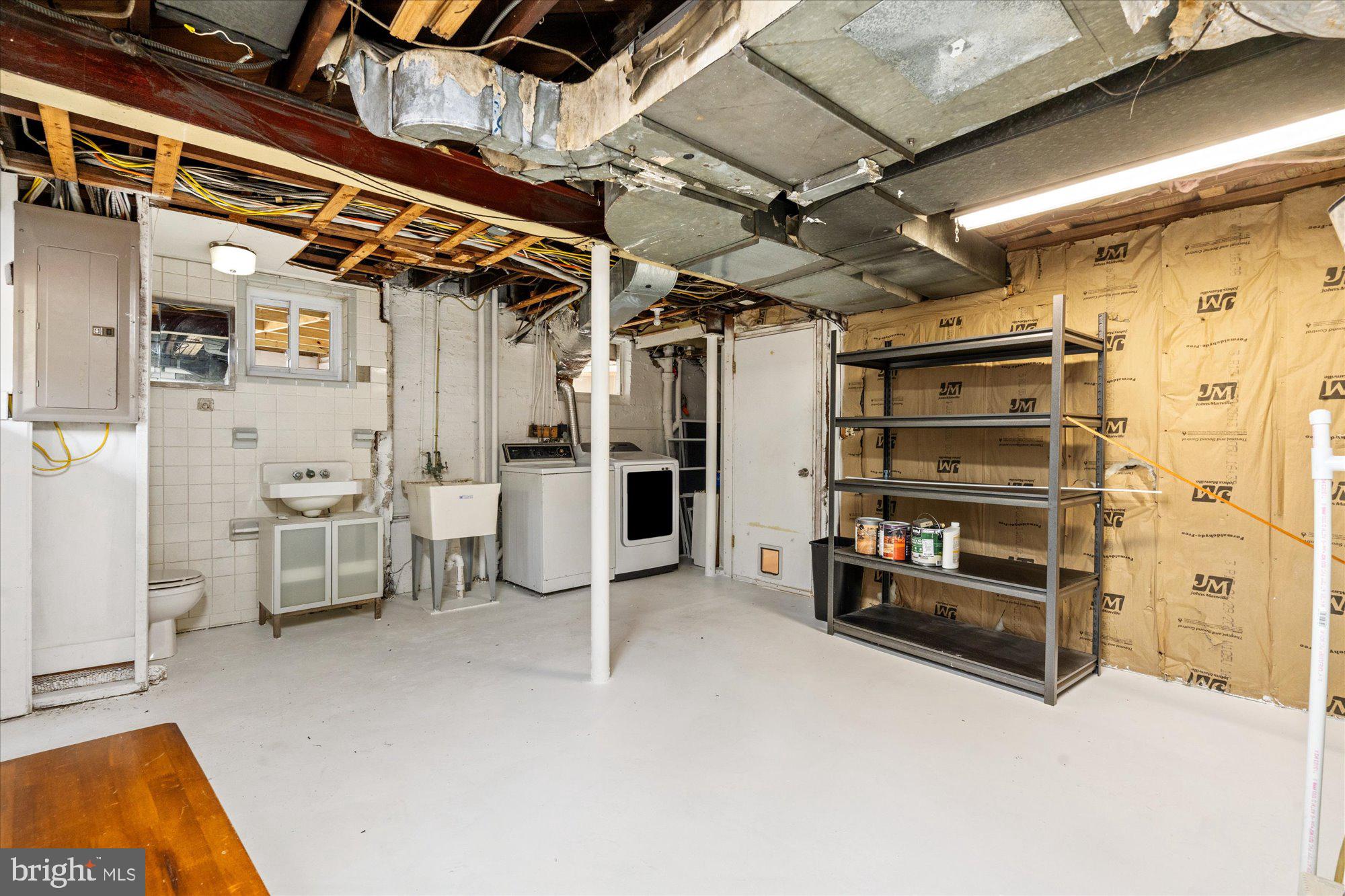 MONTICELLO PARK - Residential