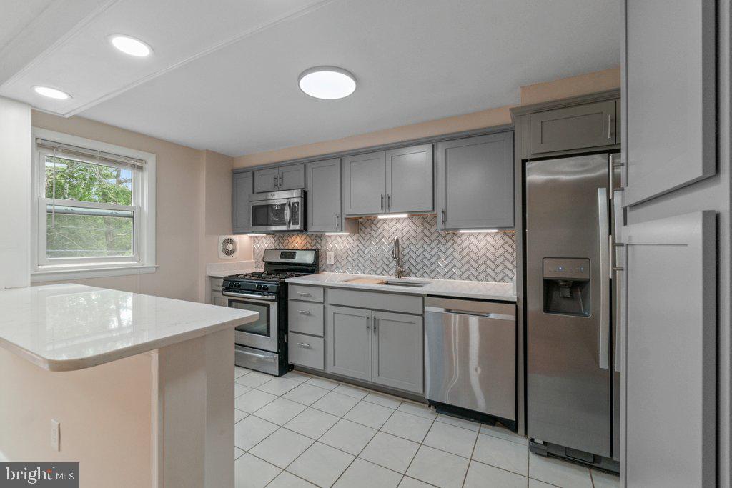 MAIDEN CHOICE VILLAGE - Residential