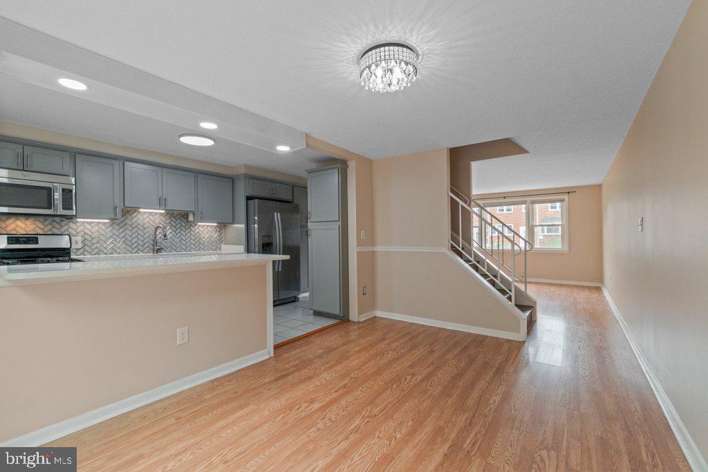 MAIDEN CHOICE VILLAGE - Residential