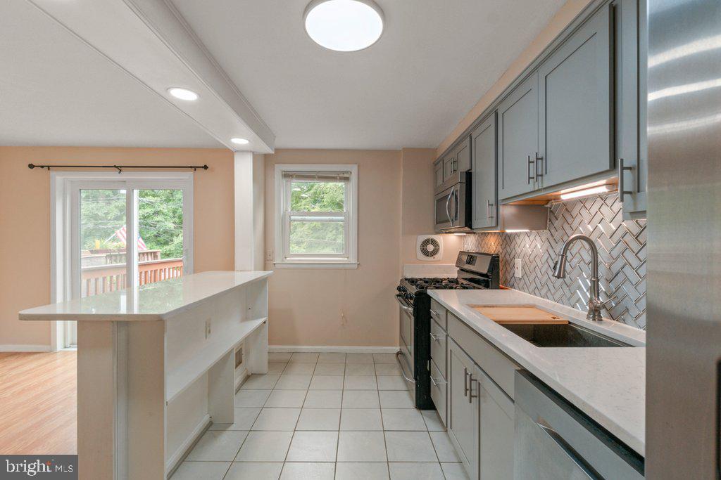 MAIDEN CHOICE VILLAGE - Residential