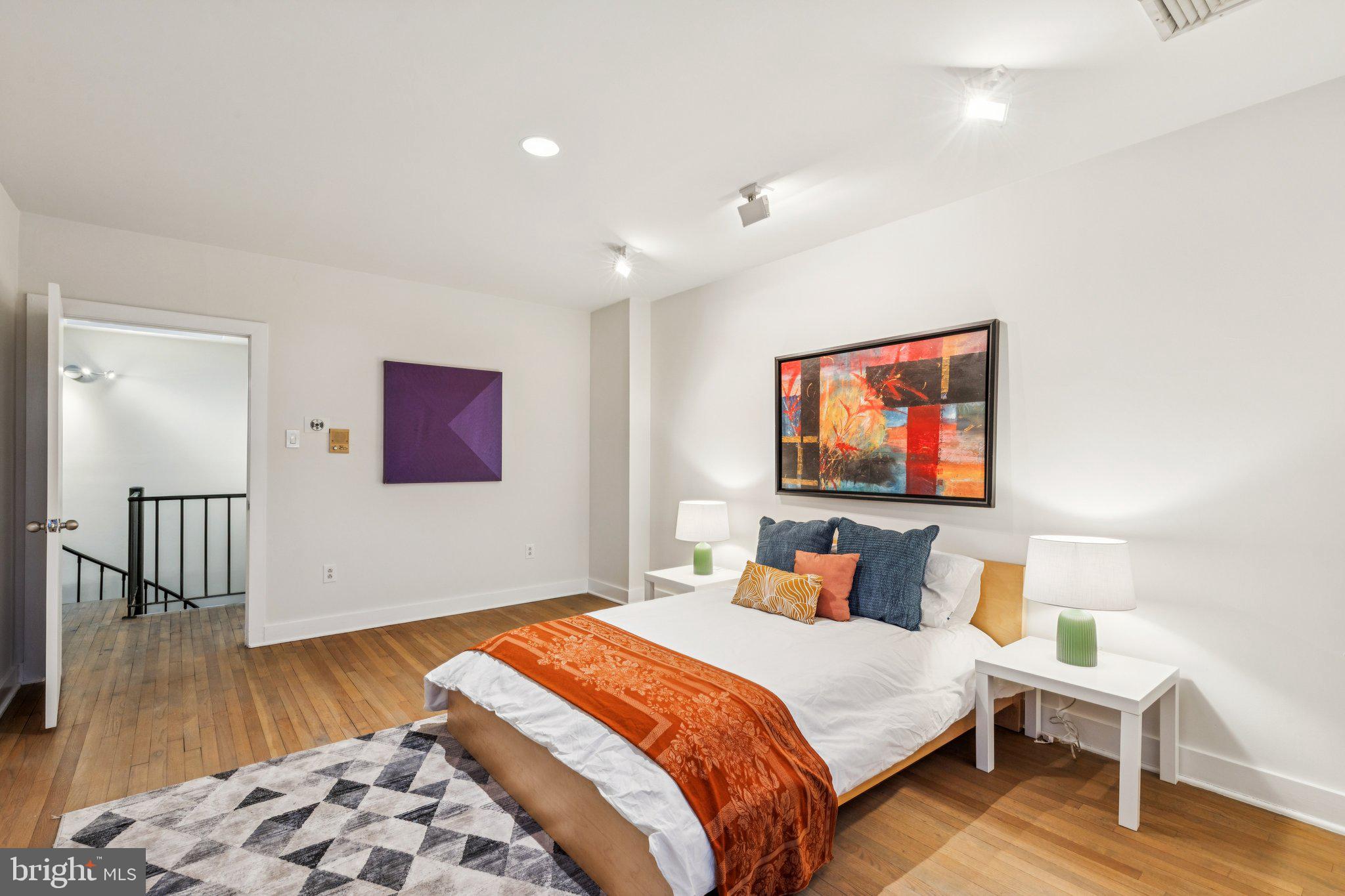 RITTENHOUSE SQUARE - Residential