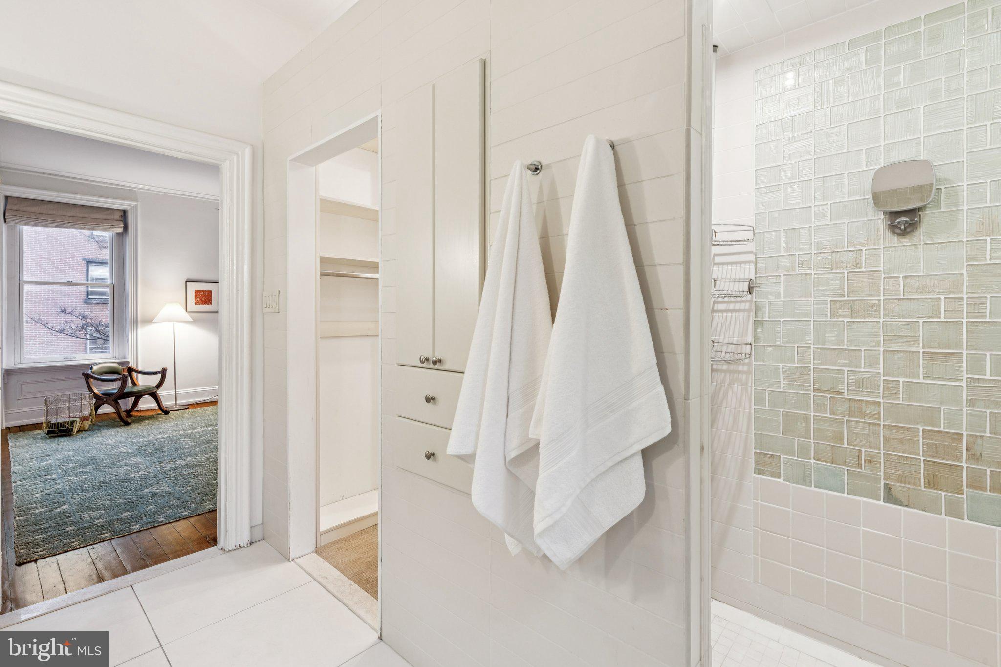 RITTENHOUSE SQUARE - Residential