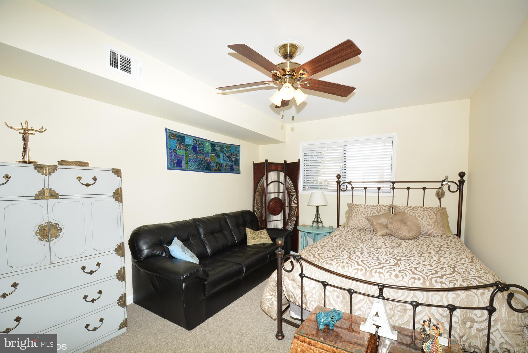 SEMINARY WALK - Residential Lease