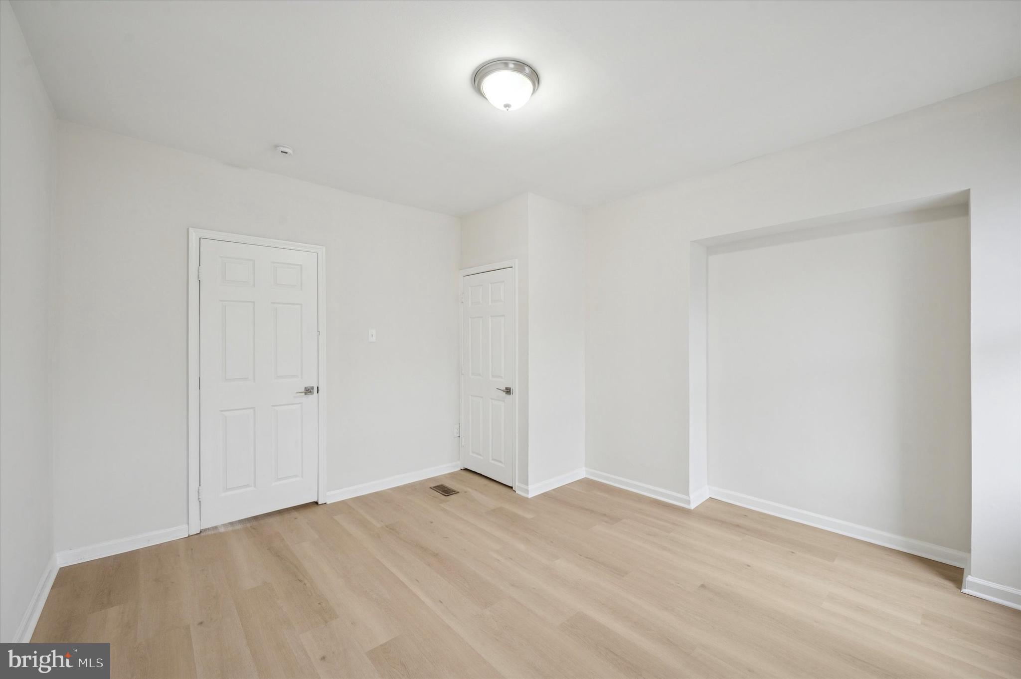 STRAWBERRY MANSION - Residential