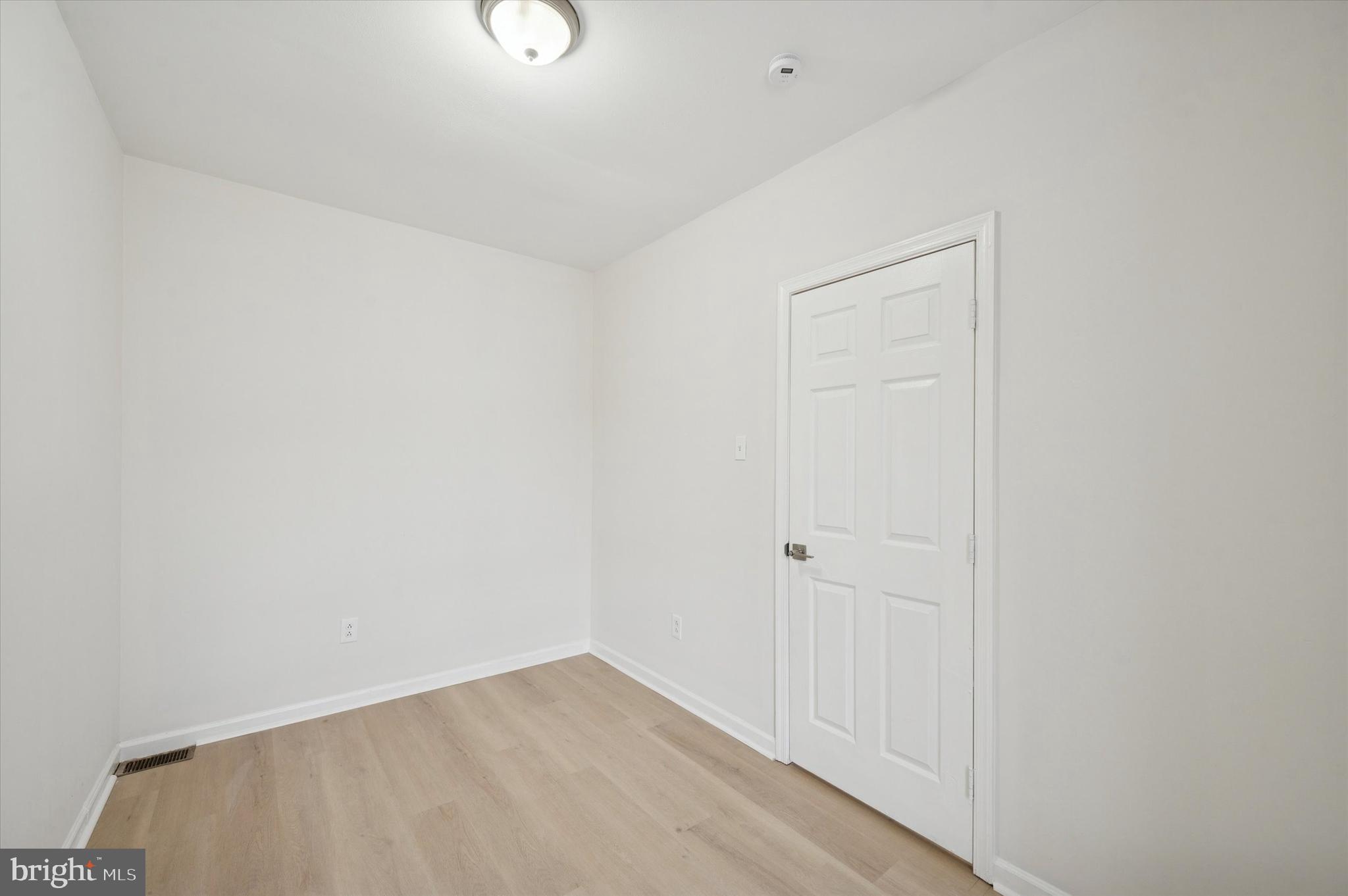 STRAWBERRY MANSION - Residential