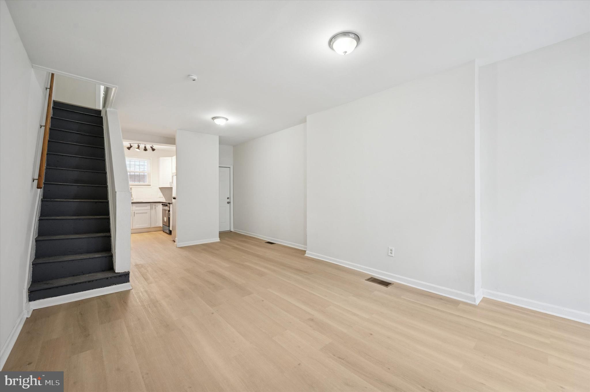 STRAWBERRY MANSION - Residential