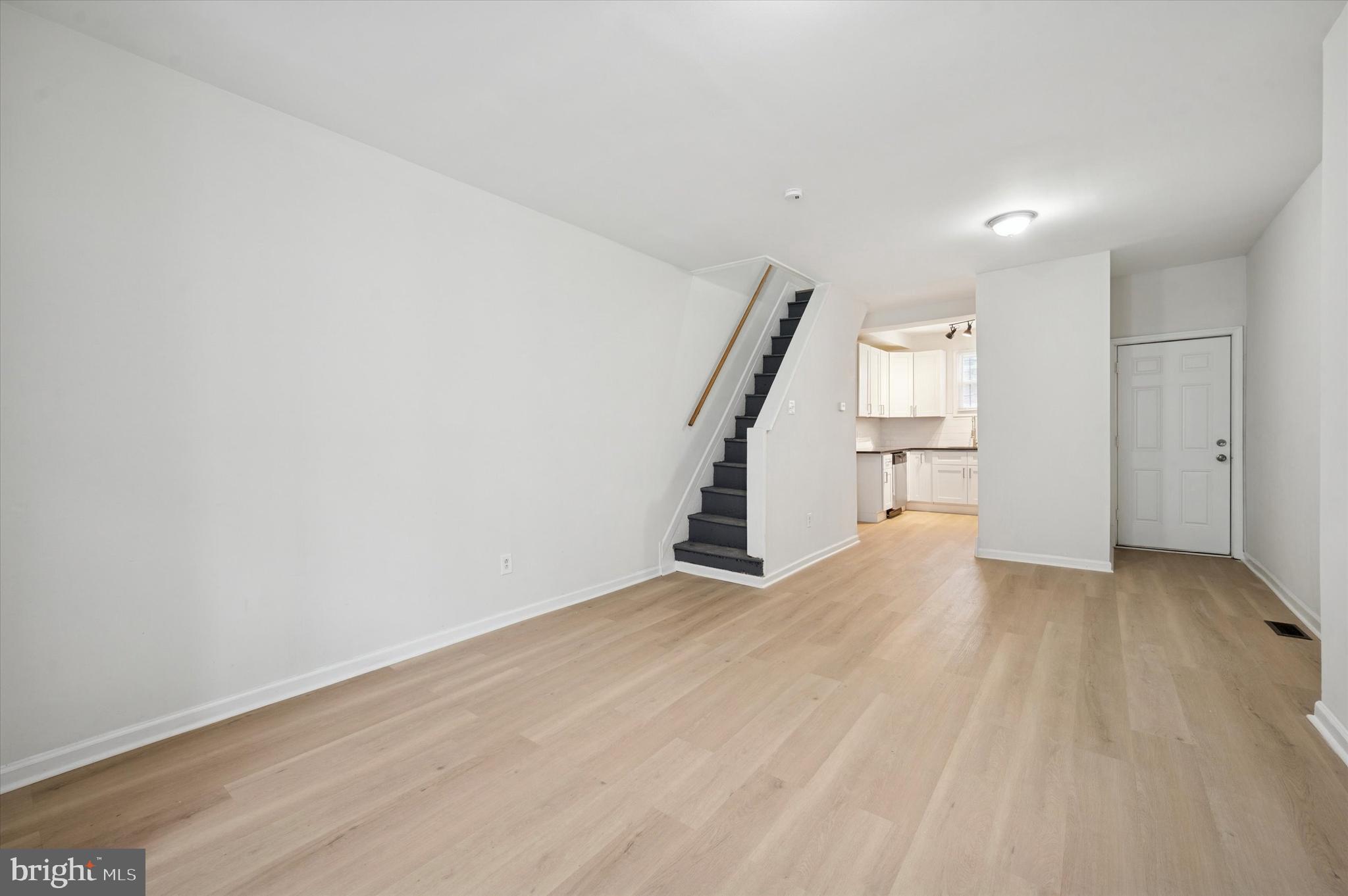 STRAWBERRY MANSION - Residential