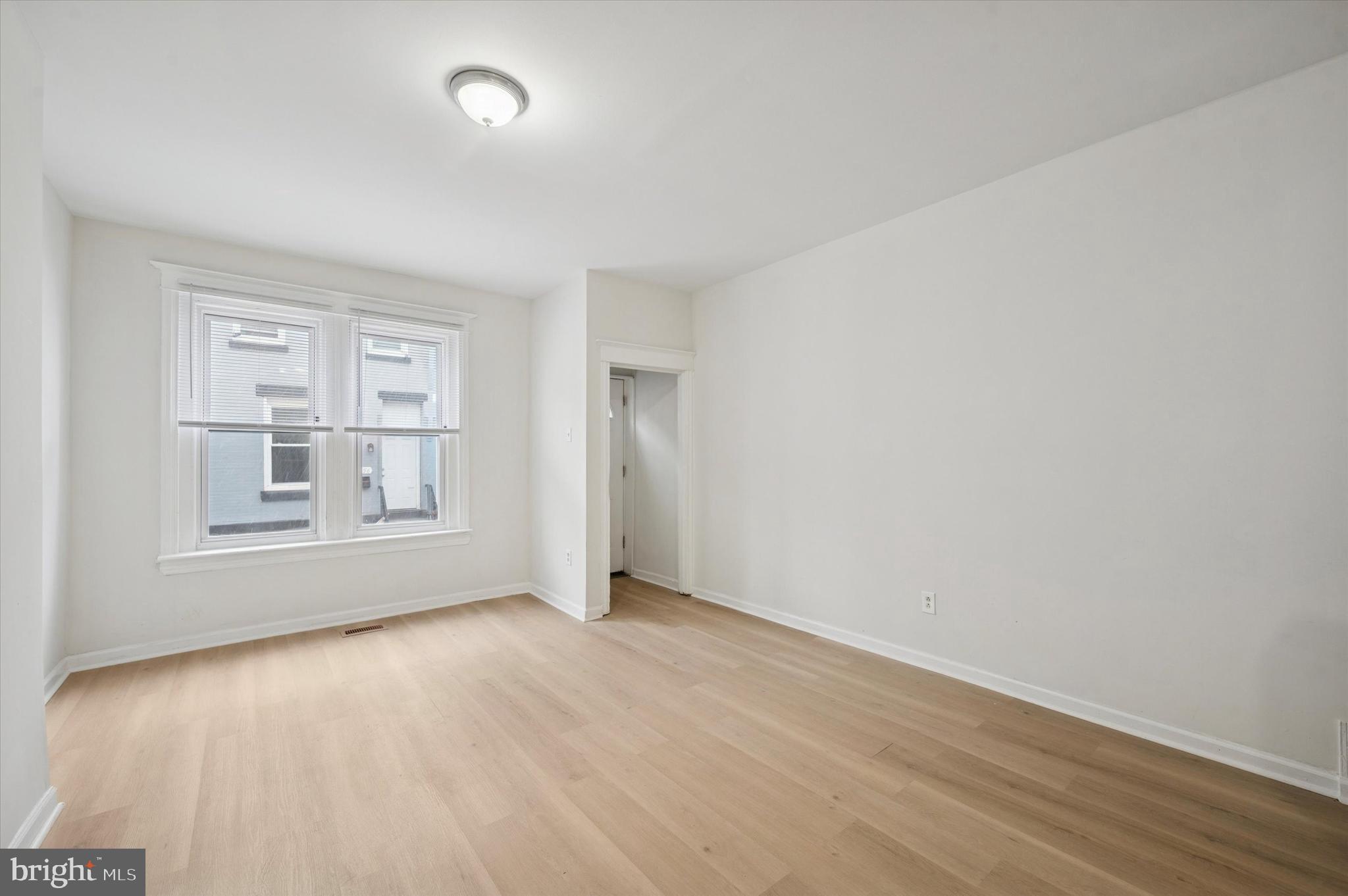 STRAWBERRY MANSION - Residential